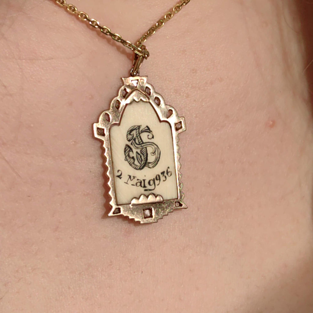 Vintage 1930s Diamond Bone Hand Carved Cameo Pendant 18k Gold & Platinum Bone Portrait Medal Antique Present