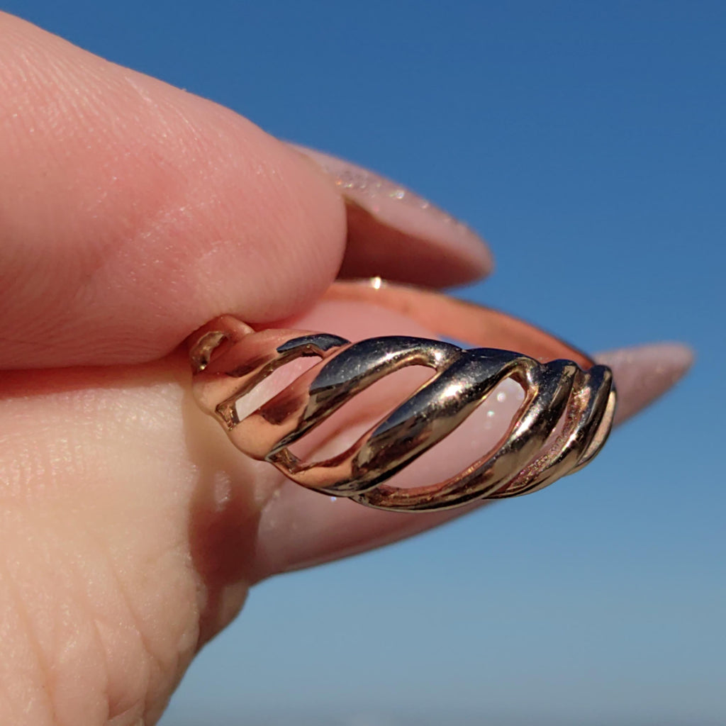 Dainty 14k Solid Yellow Rose Champagne Gold Chain Wave Elegant Ring Stackable Geometric Vintage Dainty Band Gift for Her Present