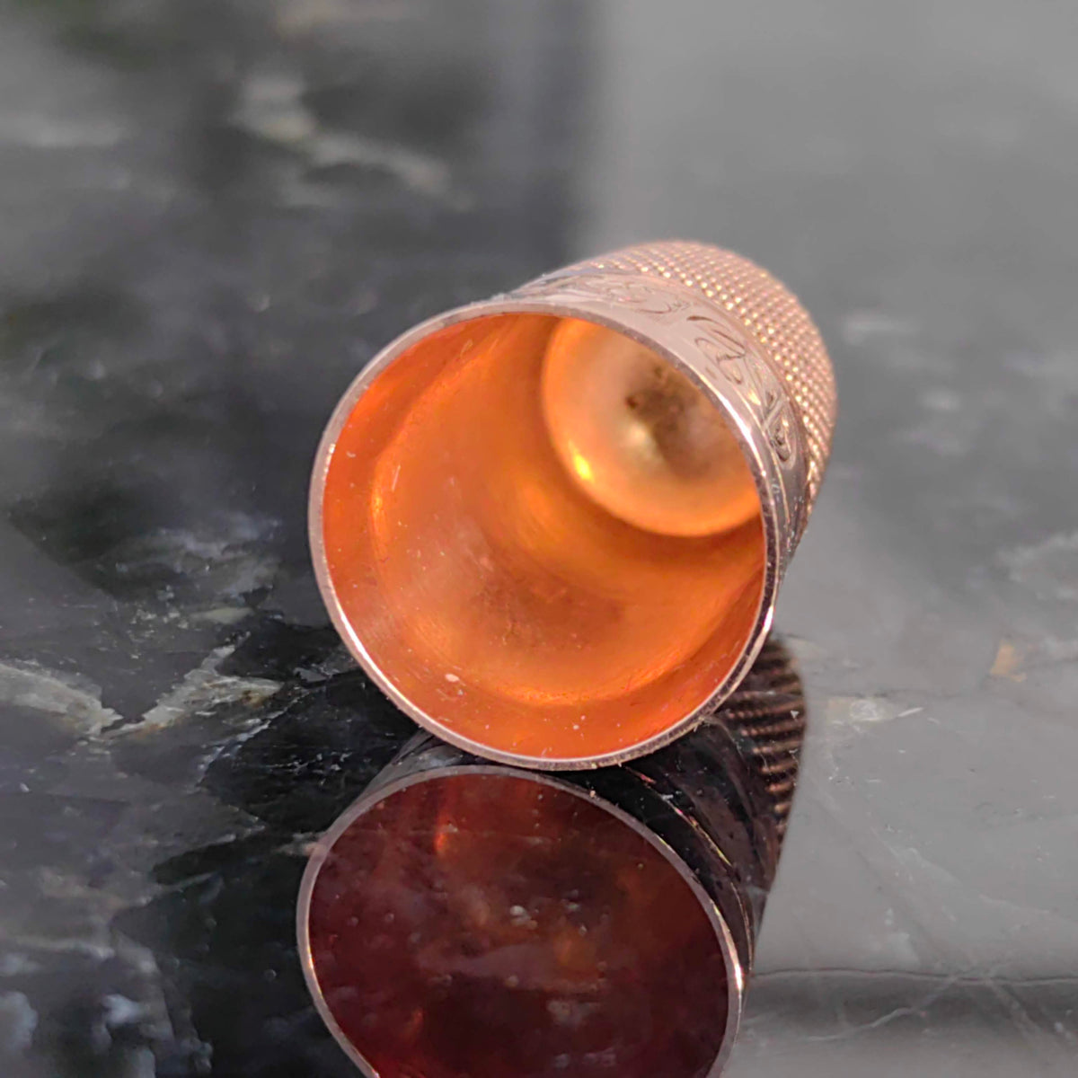 Antique 15k Gold Thimble: English Sewing Accessory, 20th Century