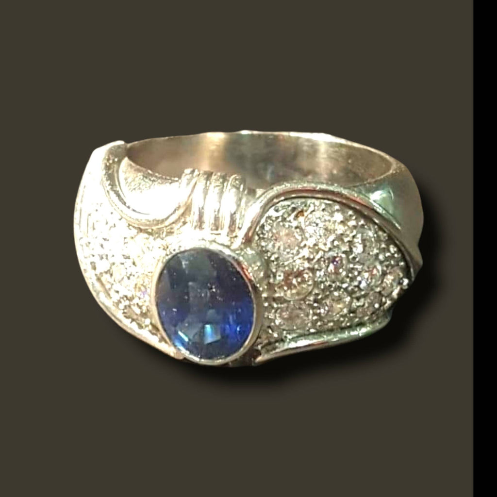 Sapphire ring