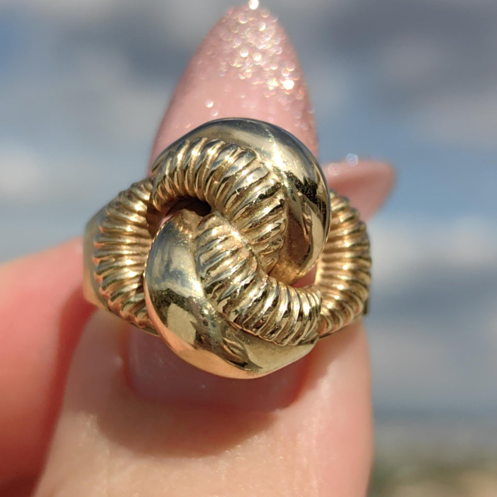 Art Deco 14k Yellow Gold Snail Ring: 1940s Statement Jewelry