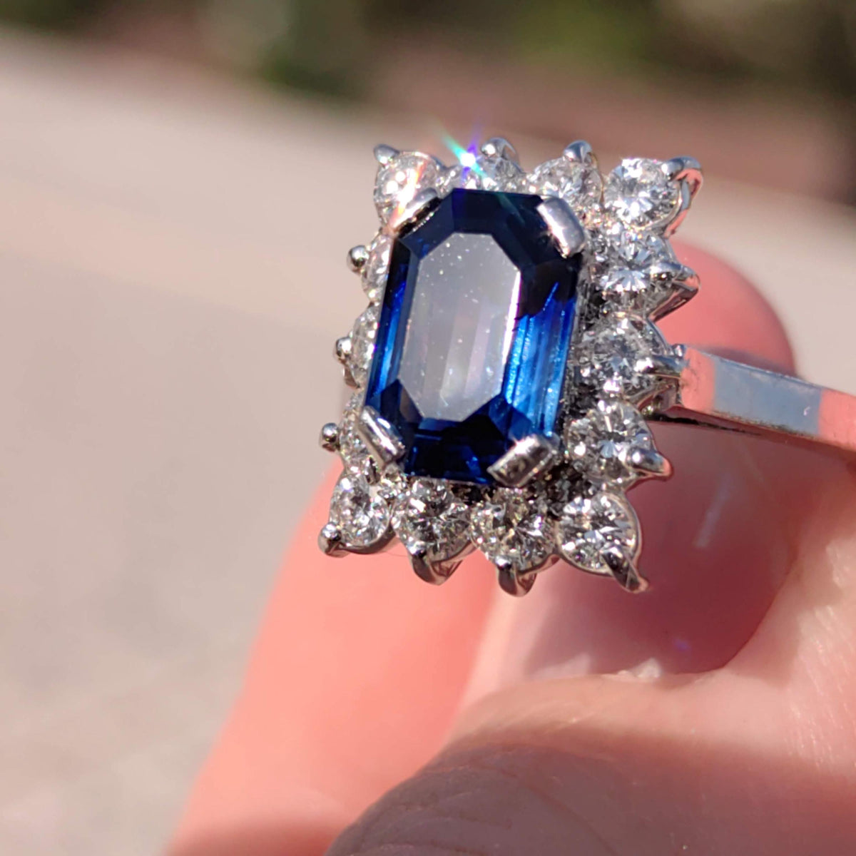 Vintage 18k White Gold Sapphire Diamond Ring - US 6