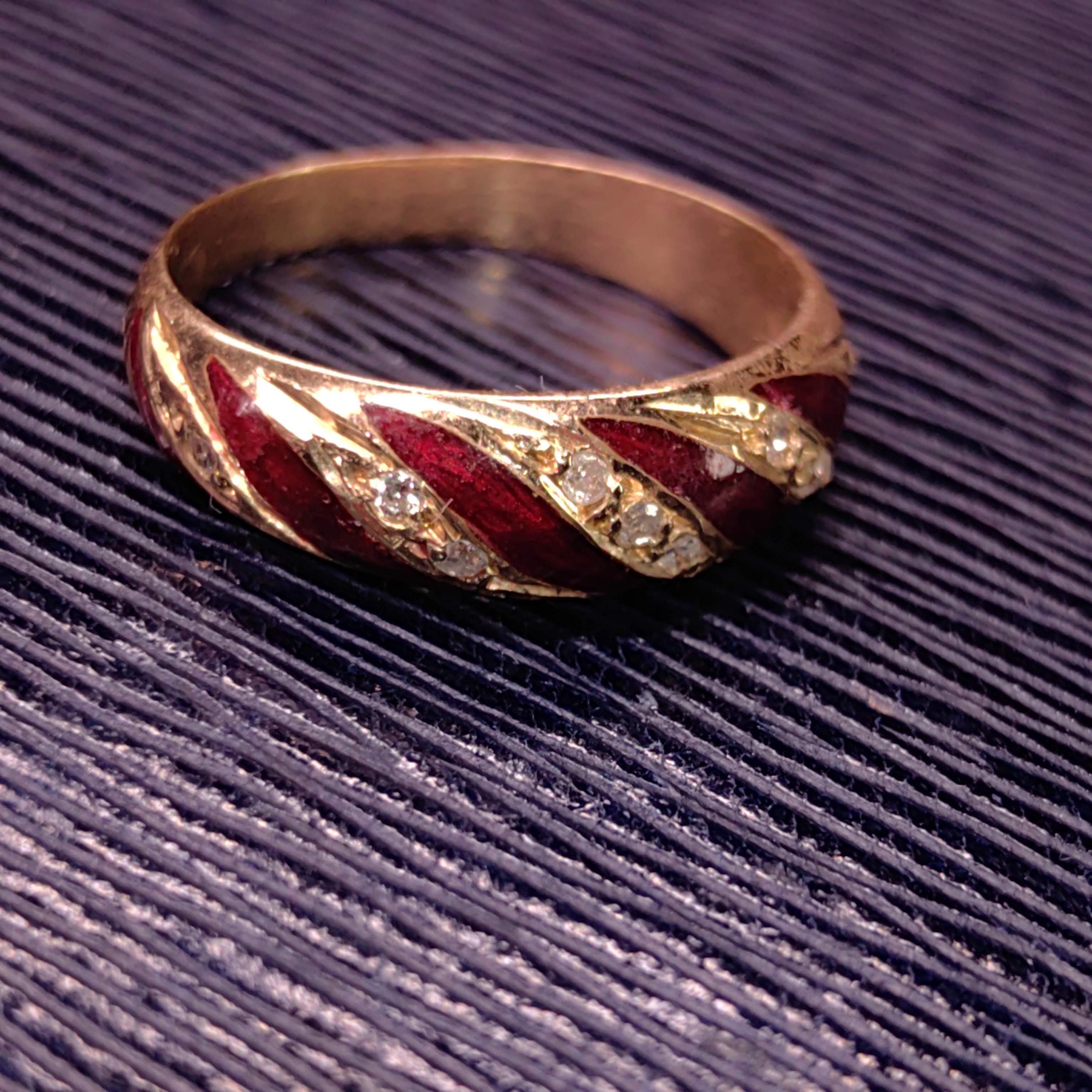 Vintage 1950s Diamond Solid 14k Yellow Gold Red Hand Painted Fire Enamel Wave Design Wedding Band Ring Gift for Her
