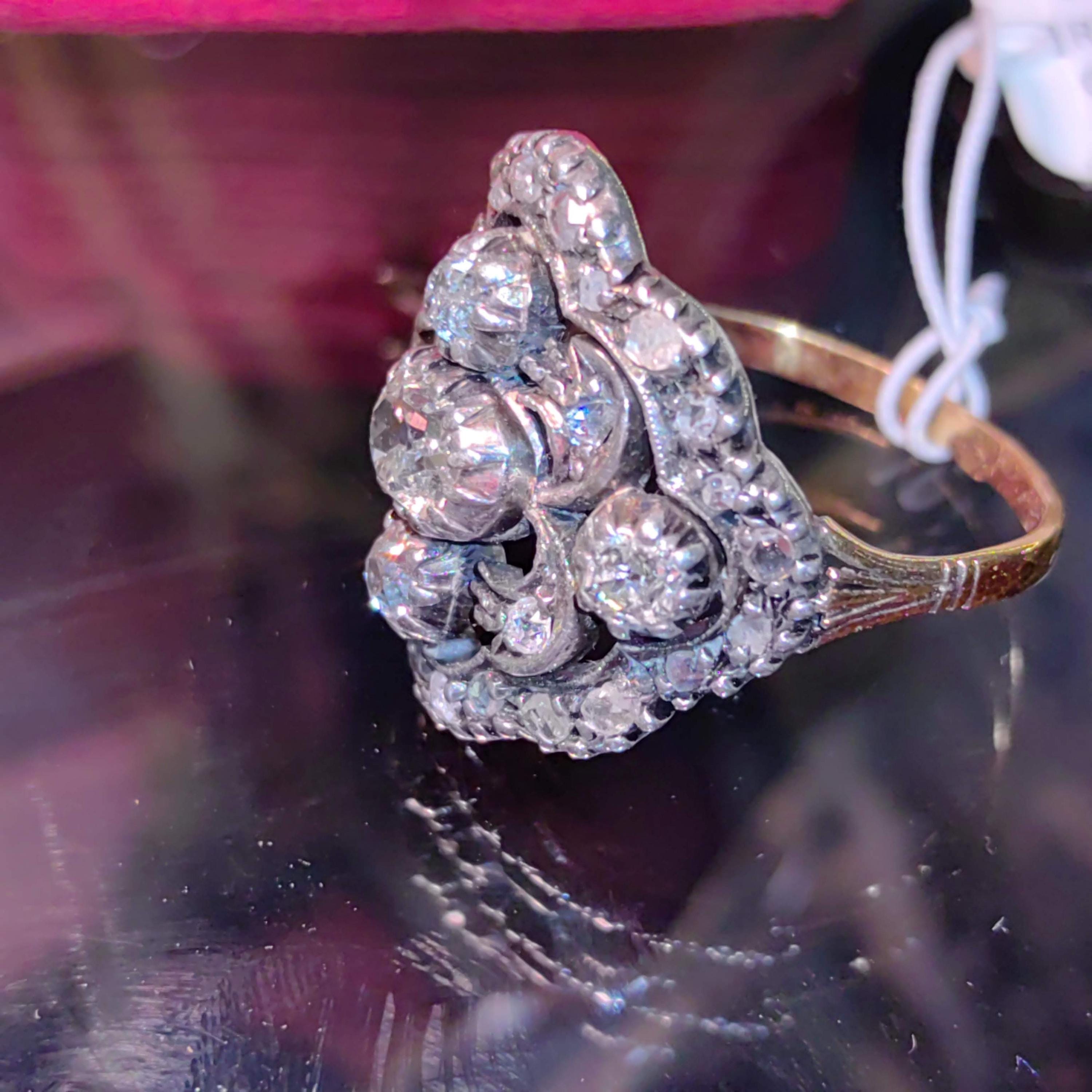 Vintage Art Deco Diamond Cocktail Ring: 18k Yellow Gold Flower Halo, Size 9.5