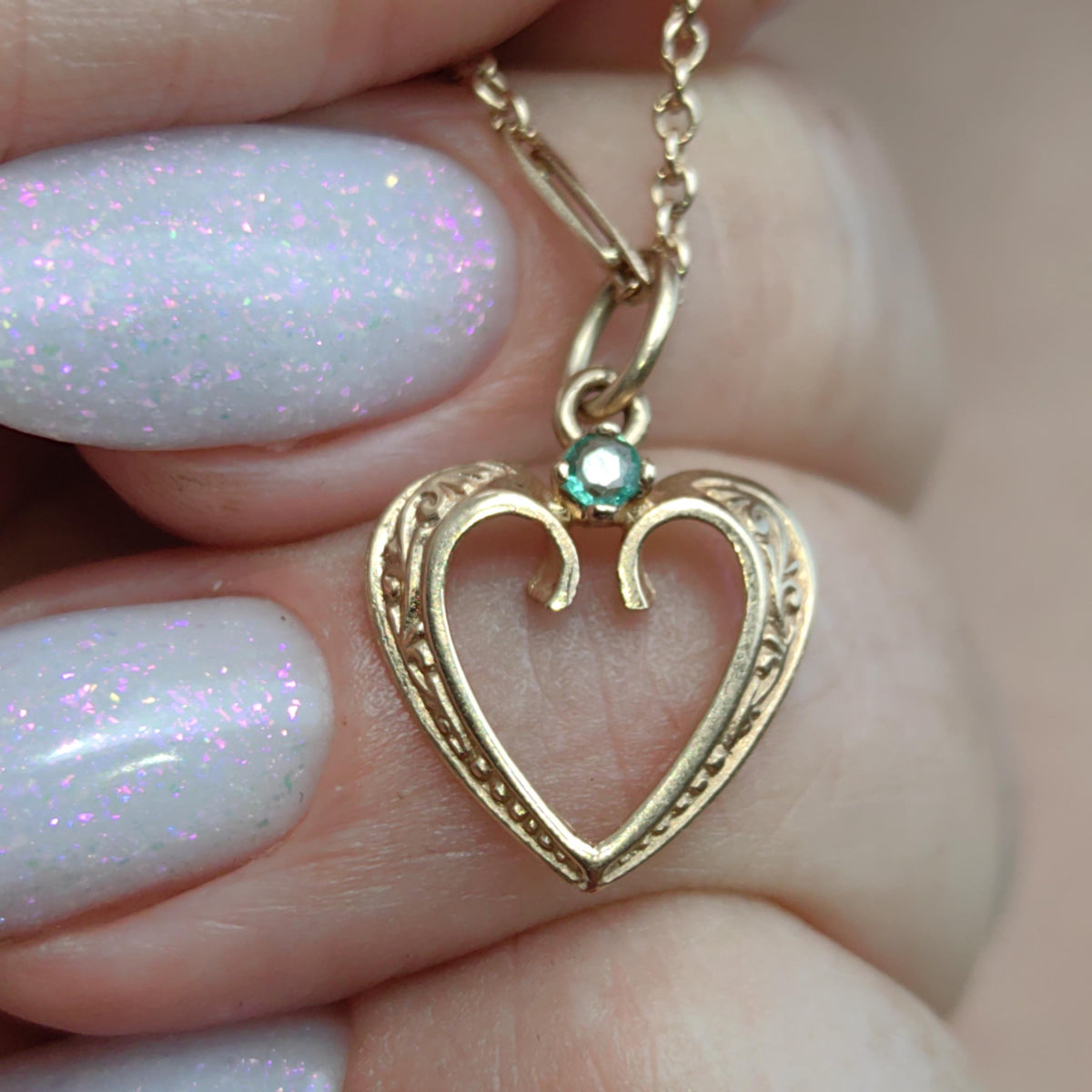 Solid 14k Yellow Gold Filigree Hand Chiseled Emerald Heart Necklace Pendant Antique Vintage Dainty Bracelet Charm Gift for Her