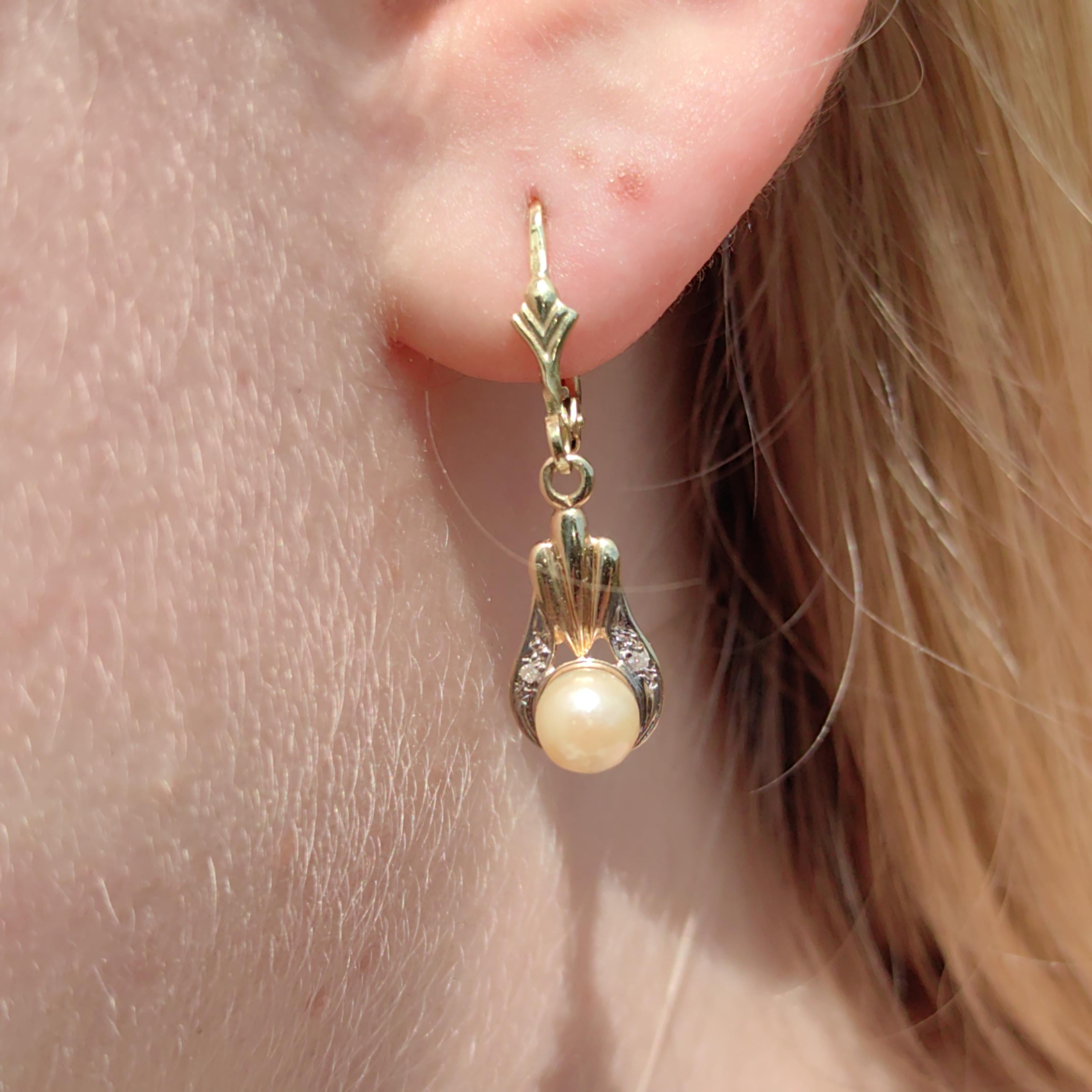 Vintage 14K Yellow Gold Dangle Earrings: Diamond & Cultured Pearl