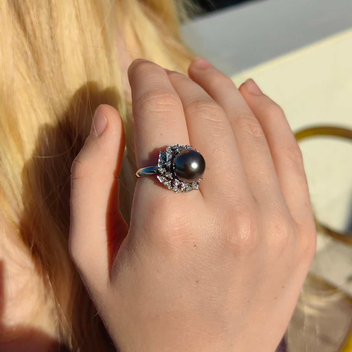Vintage 1960s Tahitian Pearl and Diamond 18k White Gold Ring