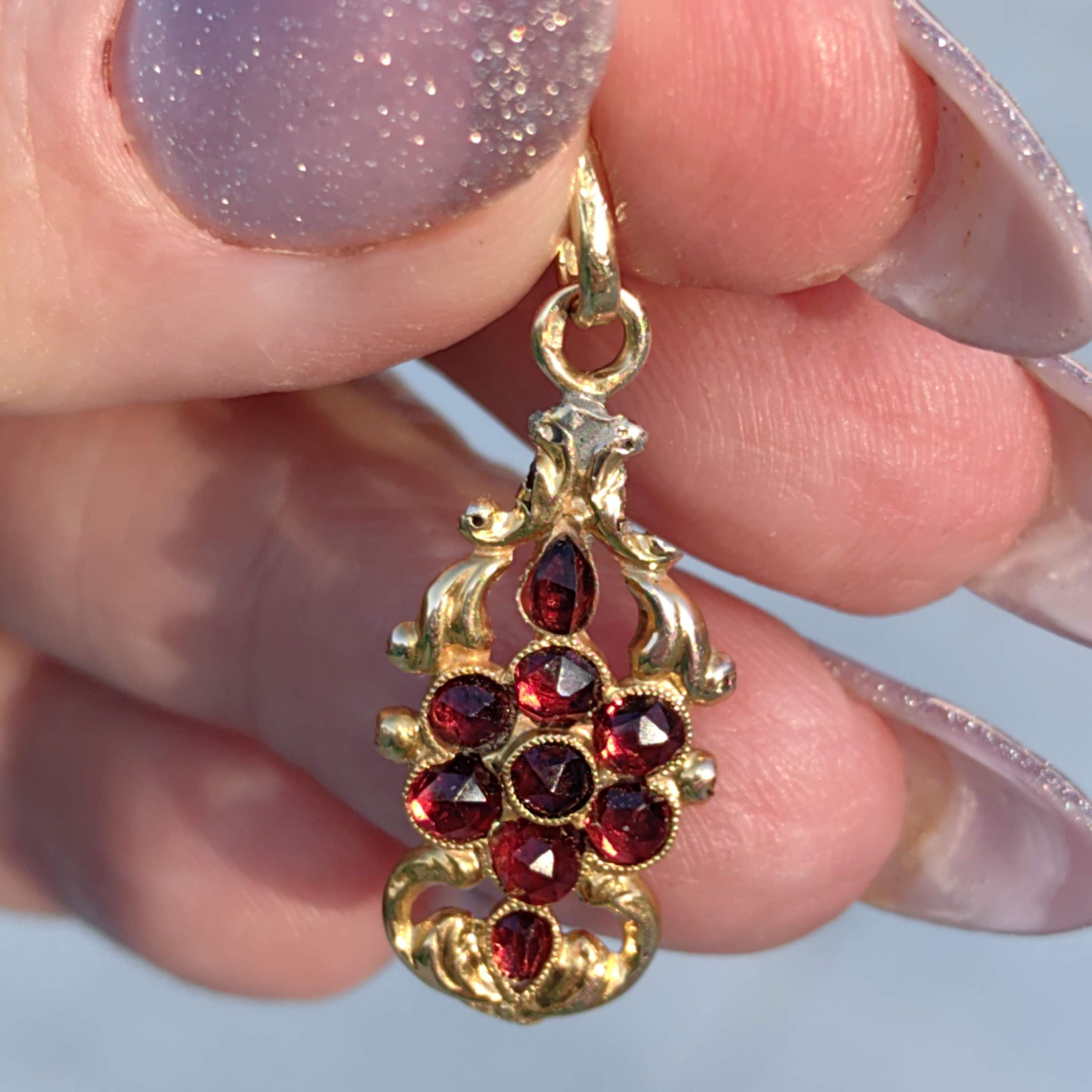 14k Gold Garnet Floral Pendant Necklace: Antique Victorian Charm