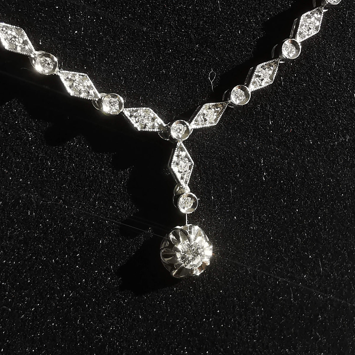 1940s Art Deco Diamond Necklace: 18k White Gold Choker