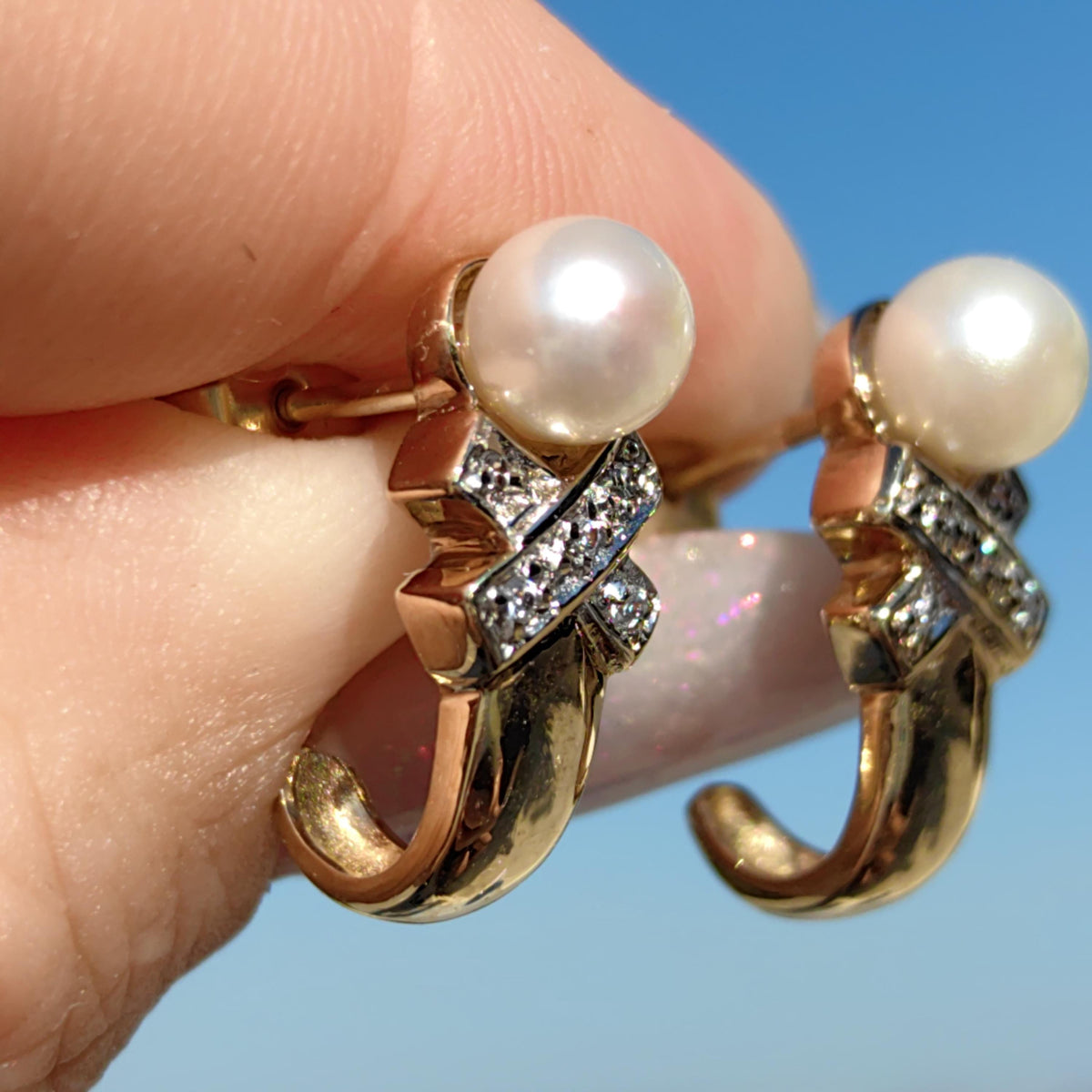 Vintage 8K Gold Pearl Cross Earrings: Elegant Antique Gift