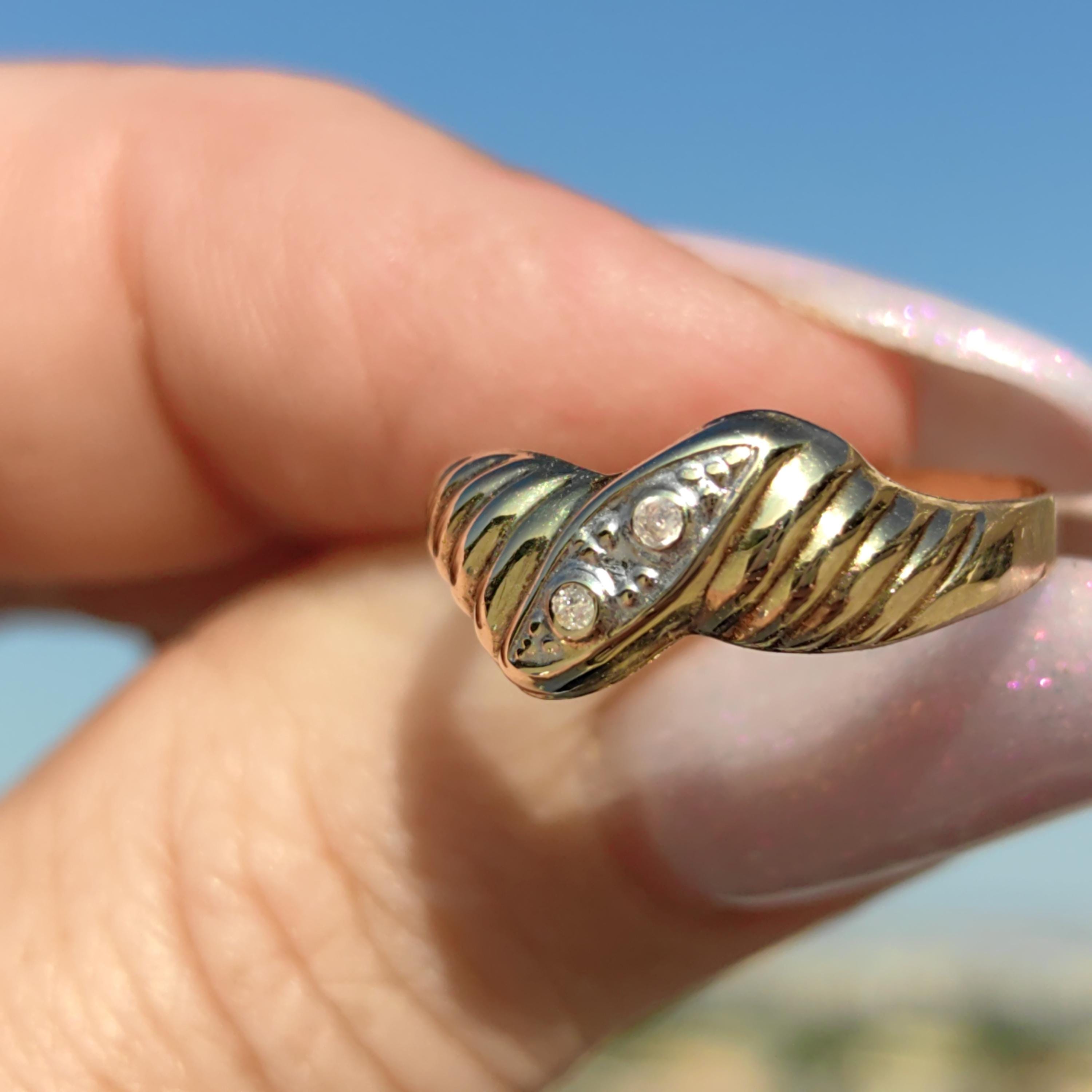 Vintage Diamond Two-Tone Gold Engagement Ring: 14k Hallmarked Band, 1980s Elegant Style
