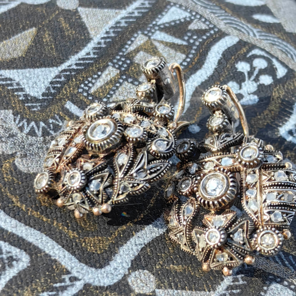 Art Deco 1920s Antique Vintage Diamond in Silver Setting Gold Statement Earrings