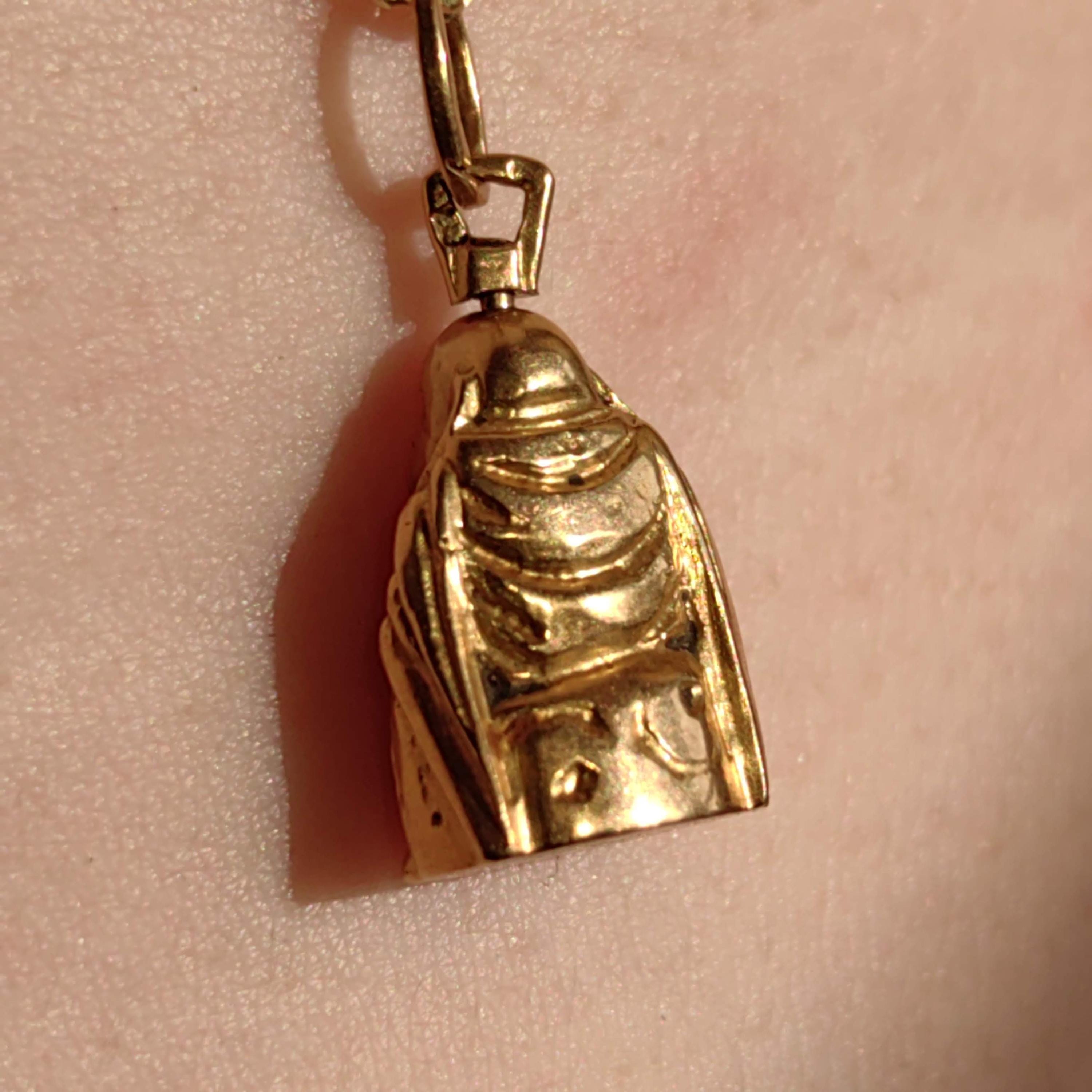 Antique 1920s Chinese Buddha 18k Solid Yellow Hallmarked Gold Hand Carved Buddhist Oriental Pendant Asia Gift Present