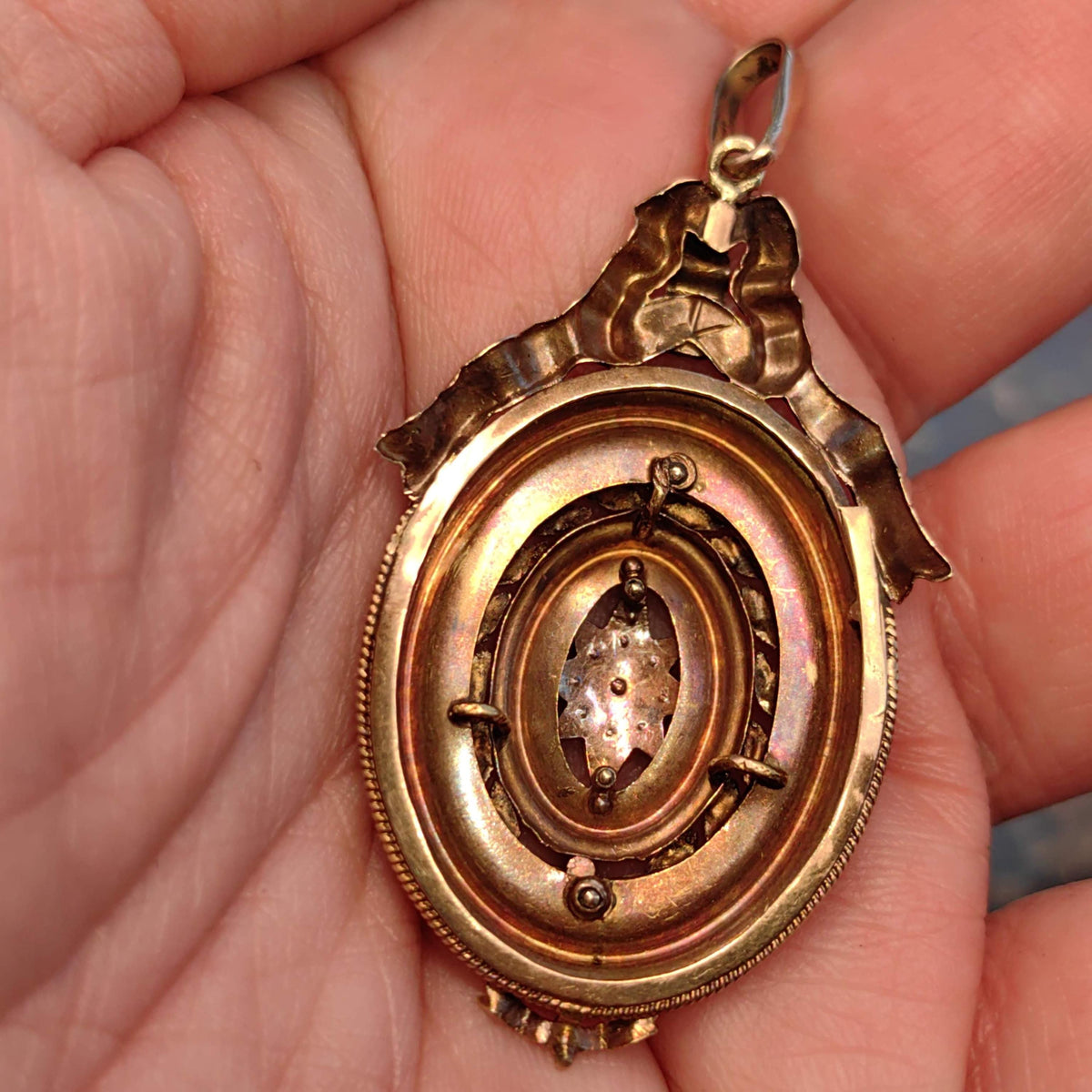 18k Gold Natural Pearl Pendant: Antique Bow Star Charm