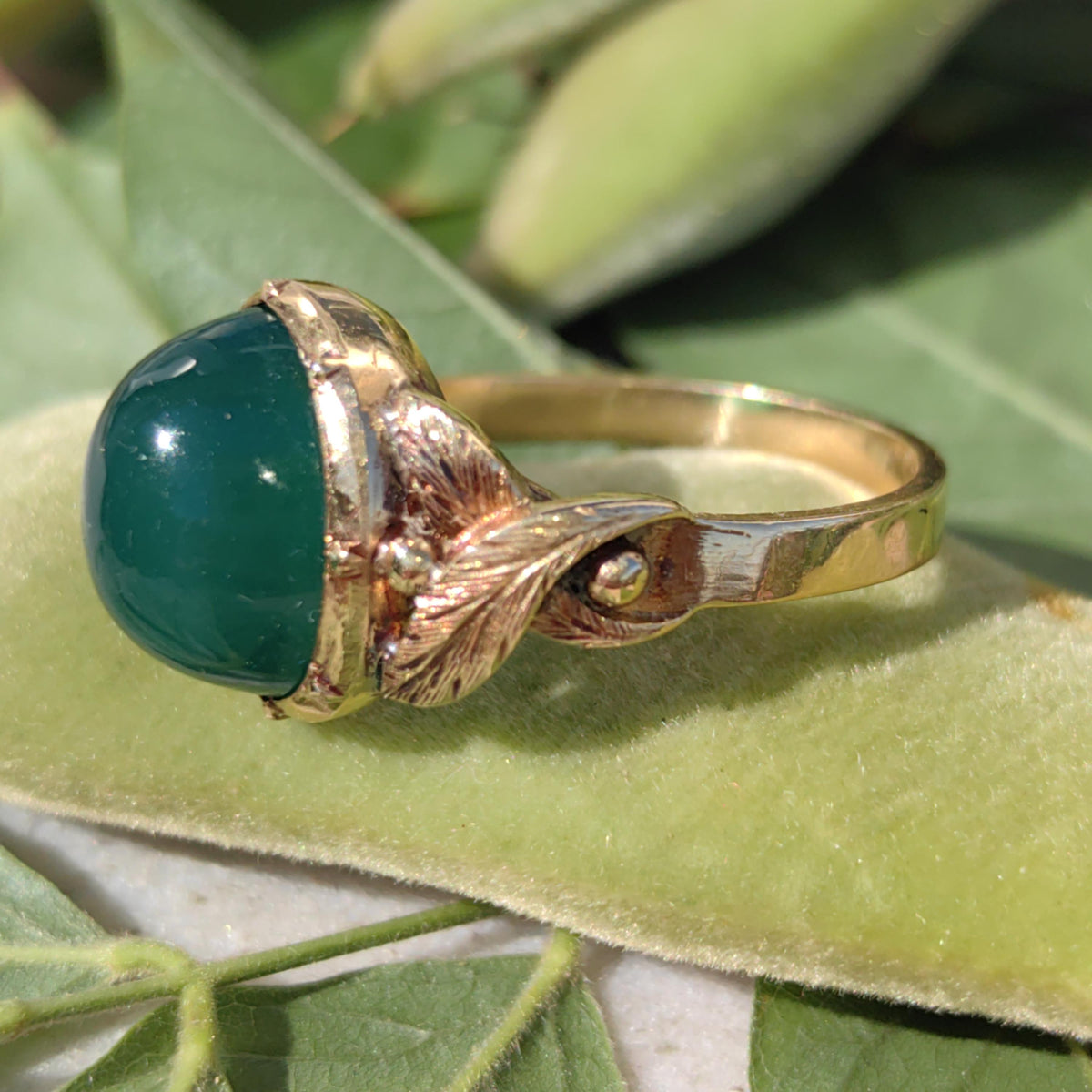 Green Chalcedony Victorian 1880s Hallmarked 18k Solid Yellow Gold Natural  Chrysoprase Stone Ring Vintage Antique Floral Ring Solitaire