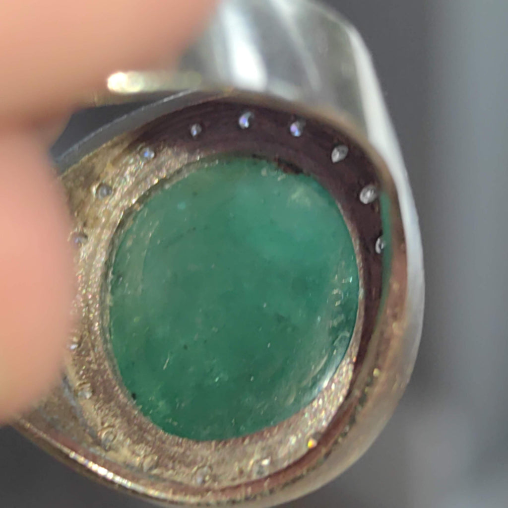 Emerald Diamond Ring Vintage 1970s Natural large cabochon Green Statement Estate Ring 14k Solid White Gold Elegant Statement Gift Her wife