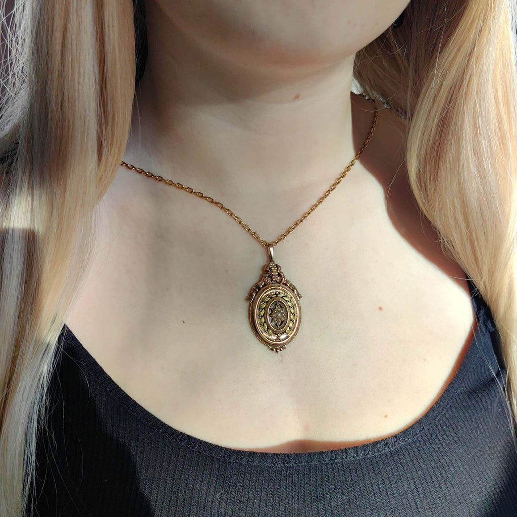 18k Gold Natural Pearl Pendant: Antique Bow Star Charm