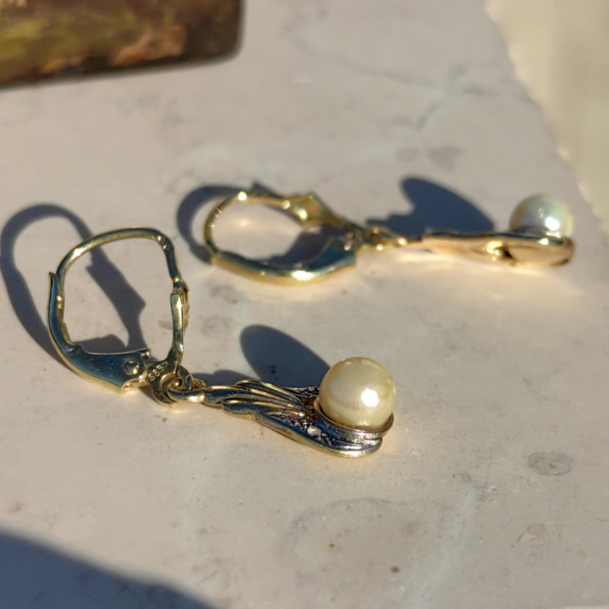 Vintage 14K Yellow Gold Dangle Earrings: Diamond & Cultured Pearl