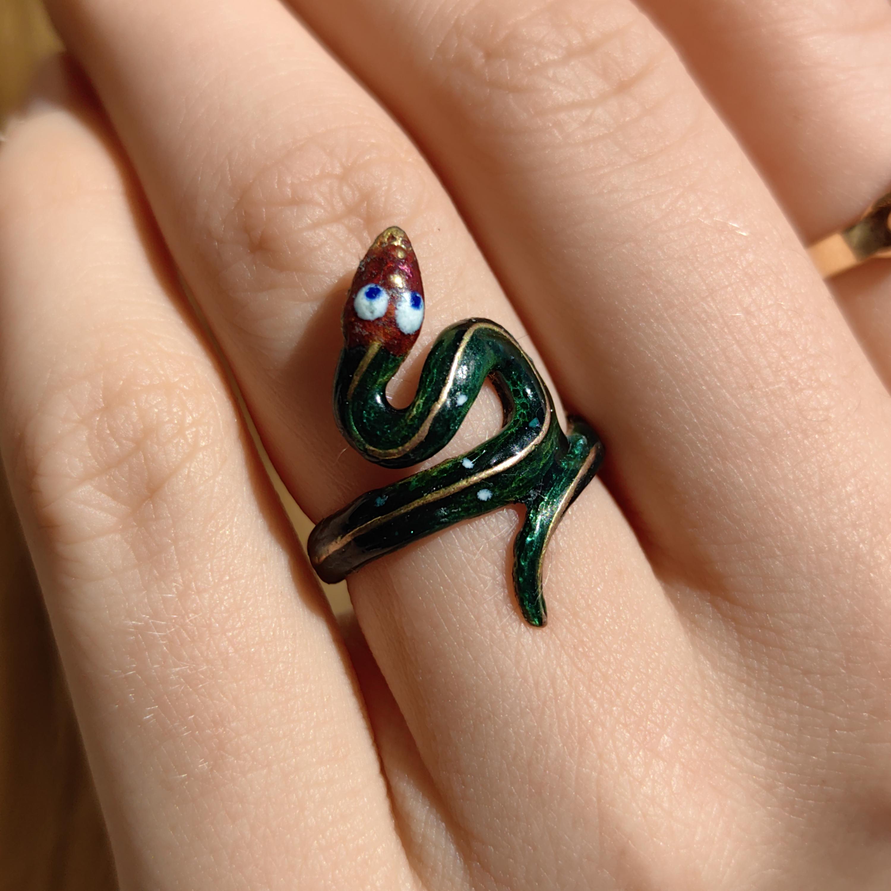 Solid 14k Yellow Gold Green Fire Enamel Snake Shape Gold Band Ring Gift for Her Animal Exotic Reptile Retro Vintage Ring