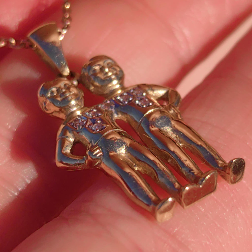 Vintage 14k Yellow Gold Gemini Twins Pendant: Diamond Accent