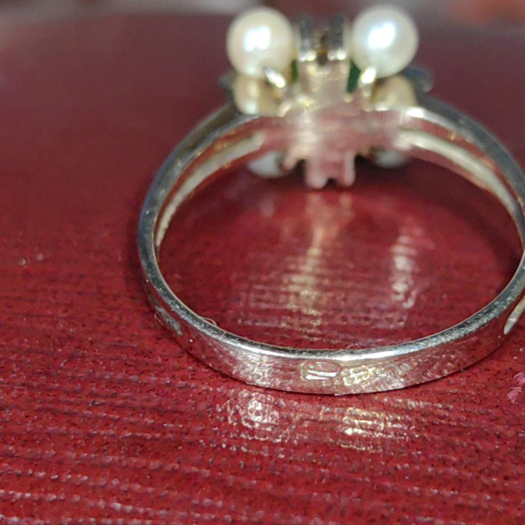 Vintage Emerald Pearl Ring: 18k Yellow Gold Geometric Design