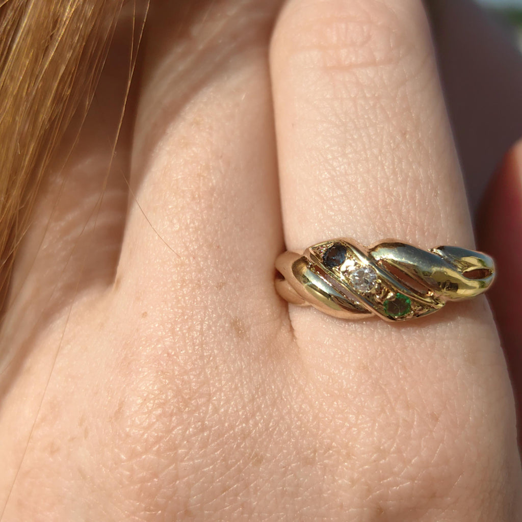 Natural Green Emerald Blue Sapphire Diamond 14k Solid Yellow Gold Vintage Antique Wave Shaped  Multi Stone Elegant Band Engagement Ring