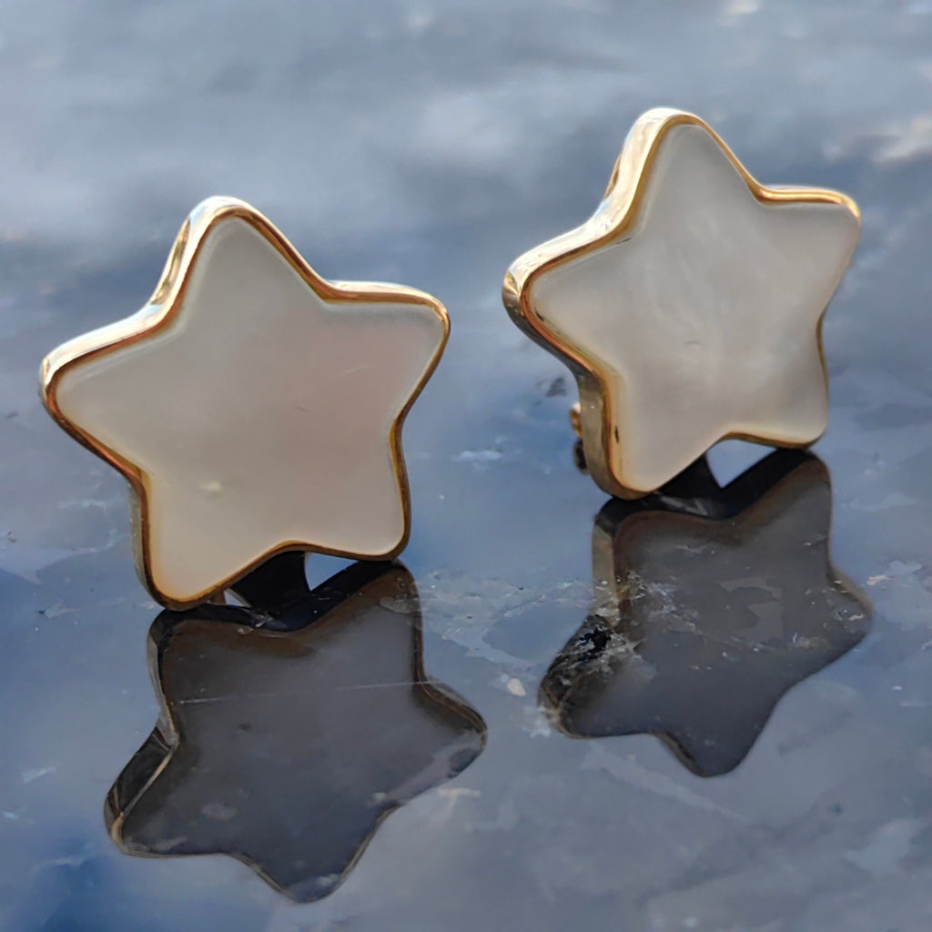 Vintage Mother of Pearl Solid 18k Gold Star Stud Earrings