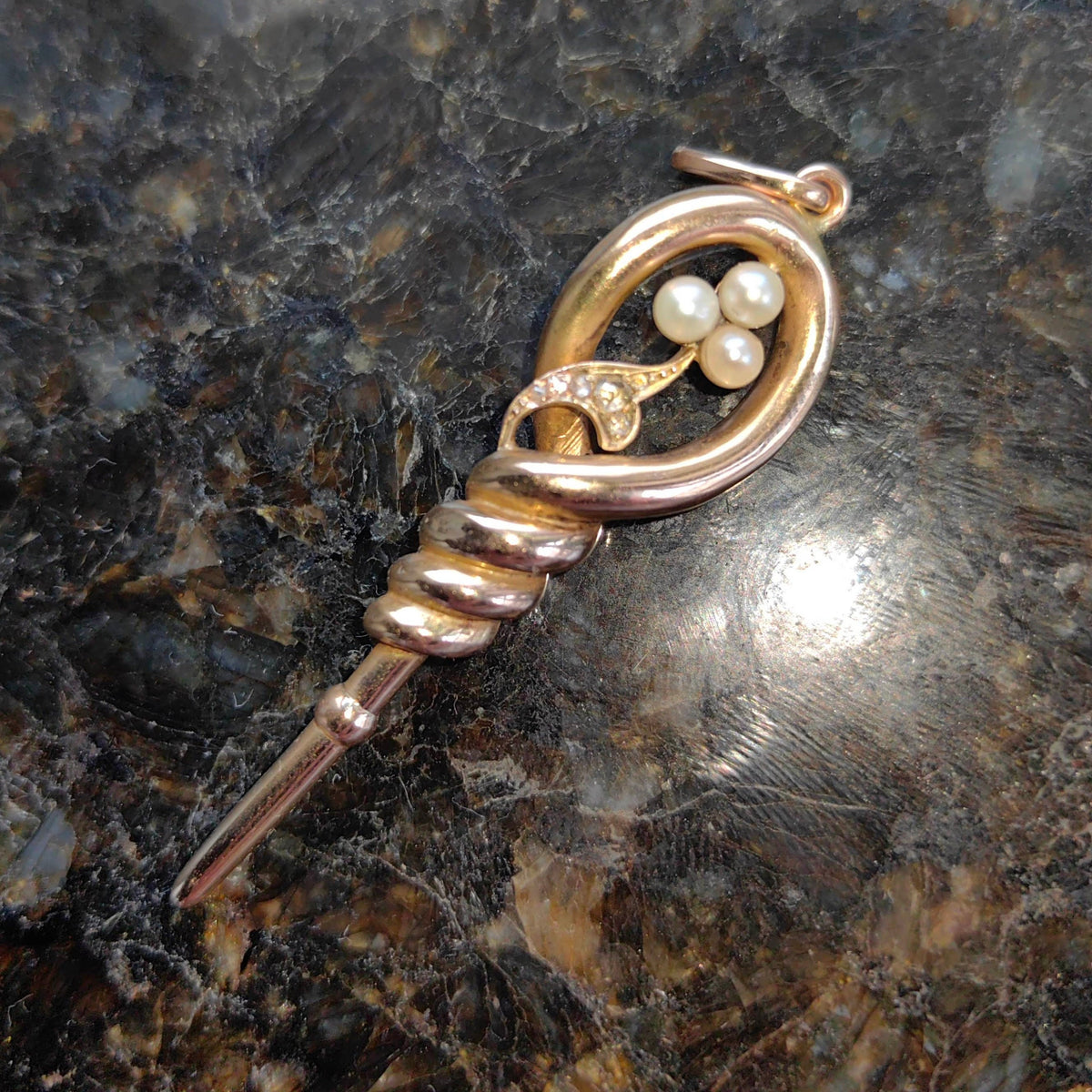 Art Nouveau Antique Vintage Pearl and Small Diamond 18K Solid Yellow Gold Dainty Pendant