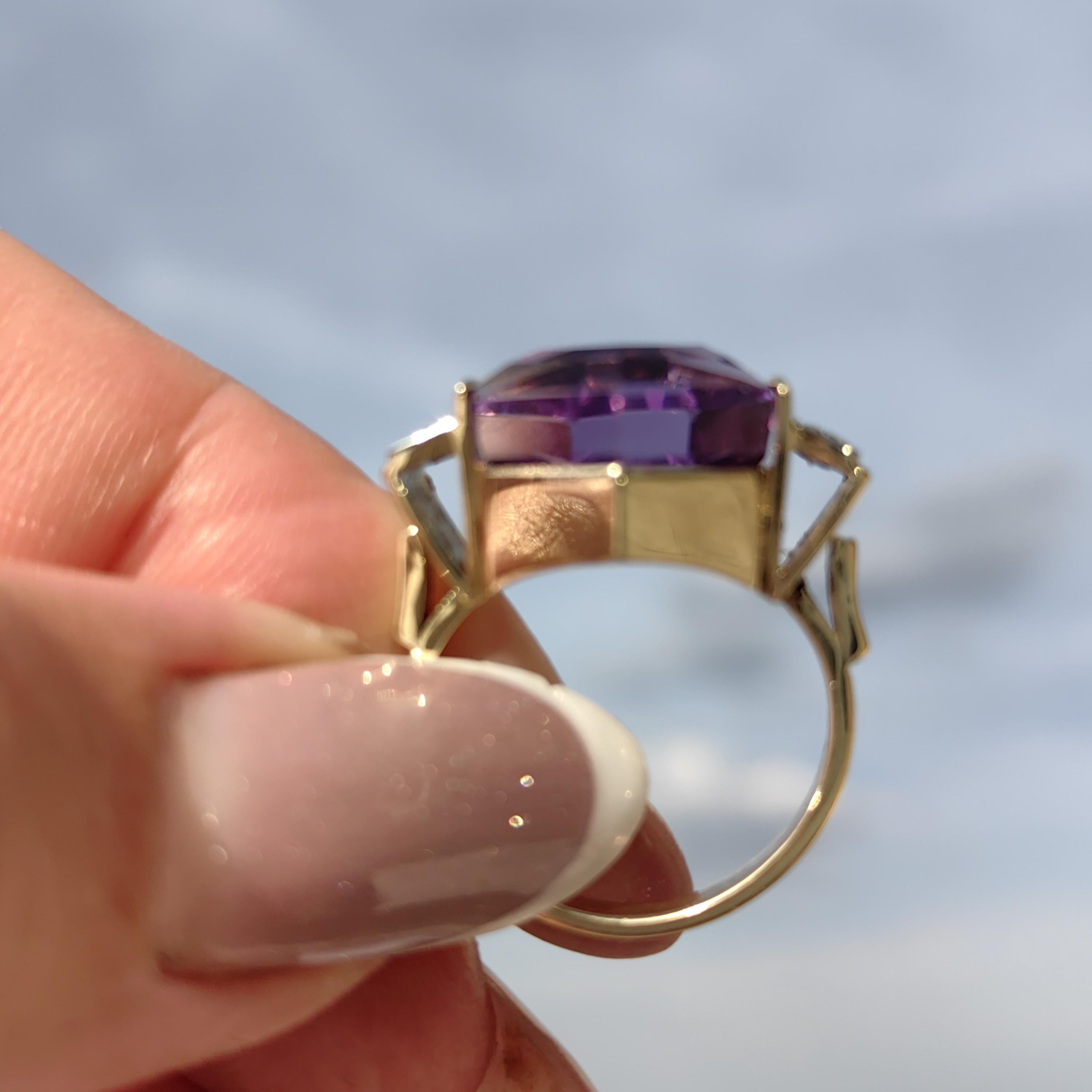 Art Deco Amethyst Cocktail Ring: 14k Yellow Gold Diamond Accent
