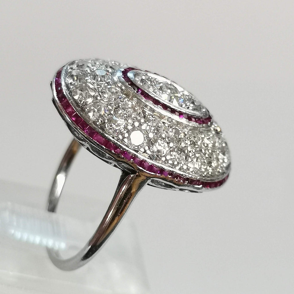 Art Deco Edwardian Natural Ruby and  2.7ct Old Cut Diamond Platinum ring 1920