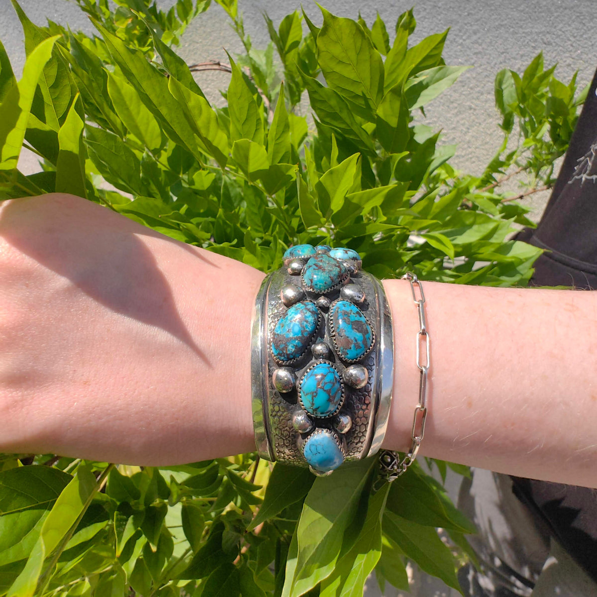 Vintage 1970s Navajo  Natural Turquoise Hallmarked Sterling Silver Massive 72 gr Bangle Bracelet