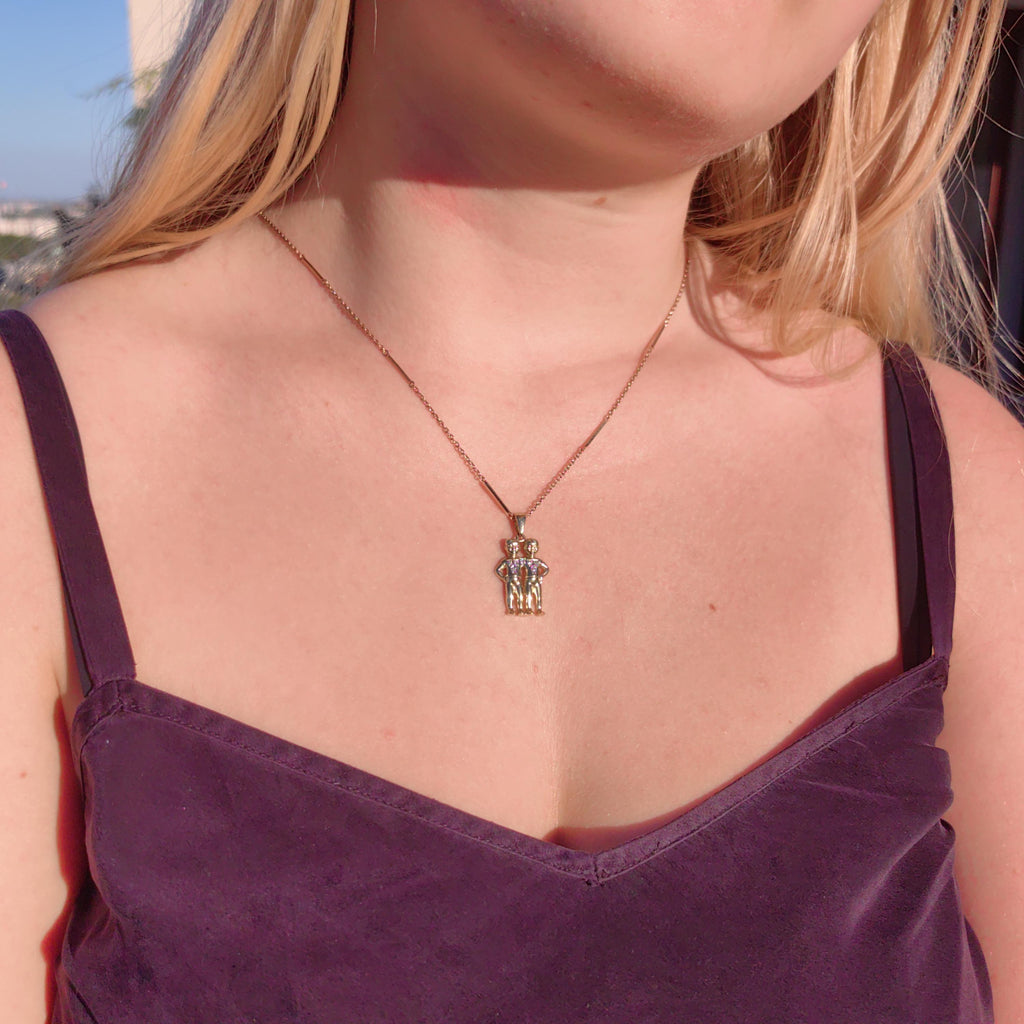 Vintage 14k Yellow Gold Gemini Twins Pendant: Diamond Accent