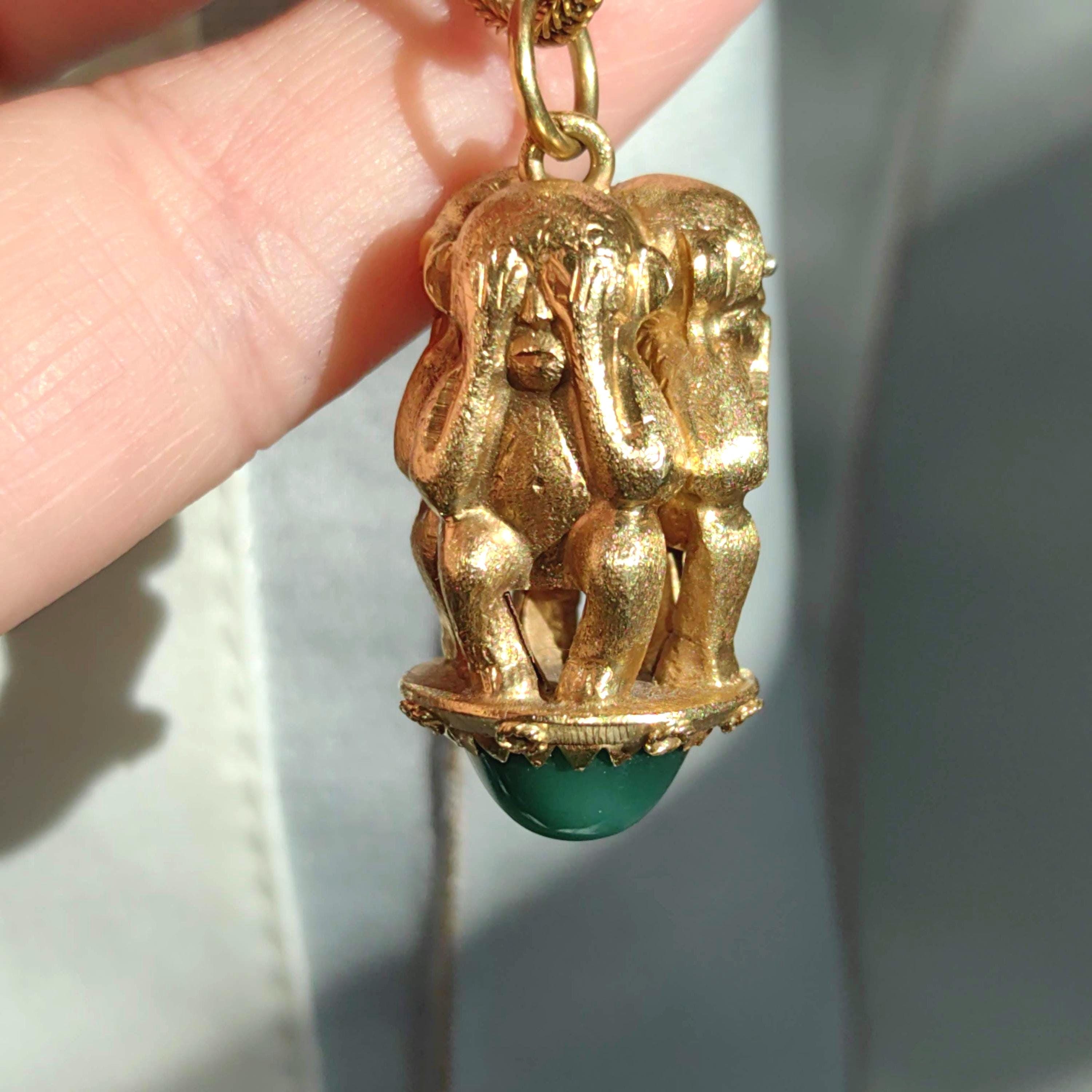 Vintage 18k Gold Three Monkey Pendant: Chrysophrase Stone Charm