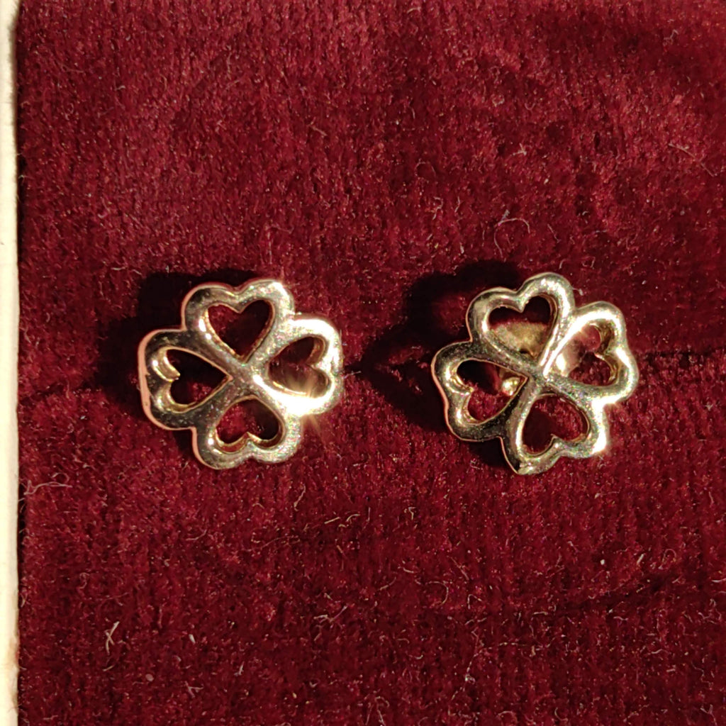 Clover Vintage 14k Solid Yellow Gold Elegant Openwork Design Dainty Stud Earrings  Push Back Closure Earrings Gift for Her Present
