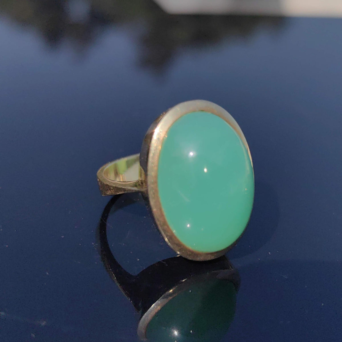 1960s Chalcedony Ring: Vintage 14k Yellow Gold Solitaire