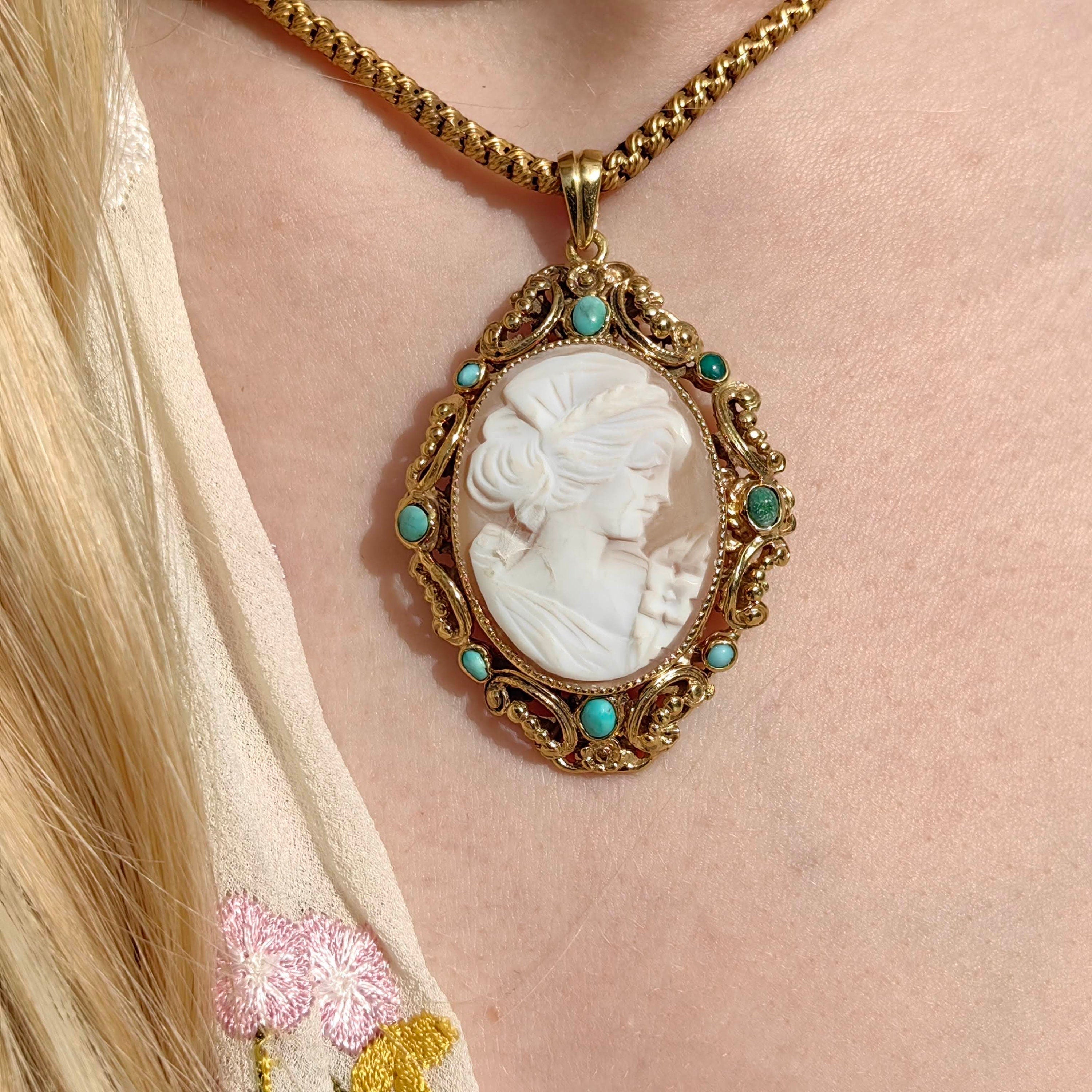 Victorian Antique Vintage Cameo Turquoise Gold plated Silver Frame Pendant