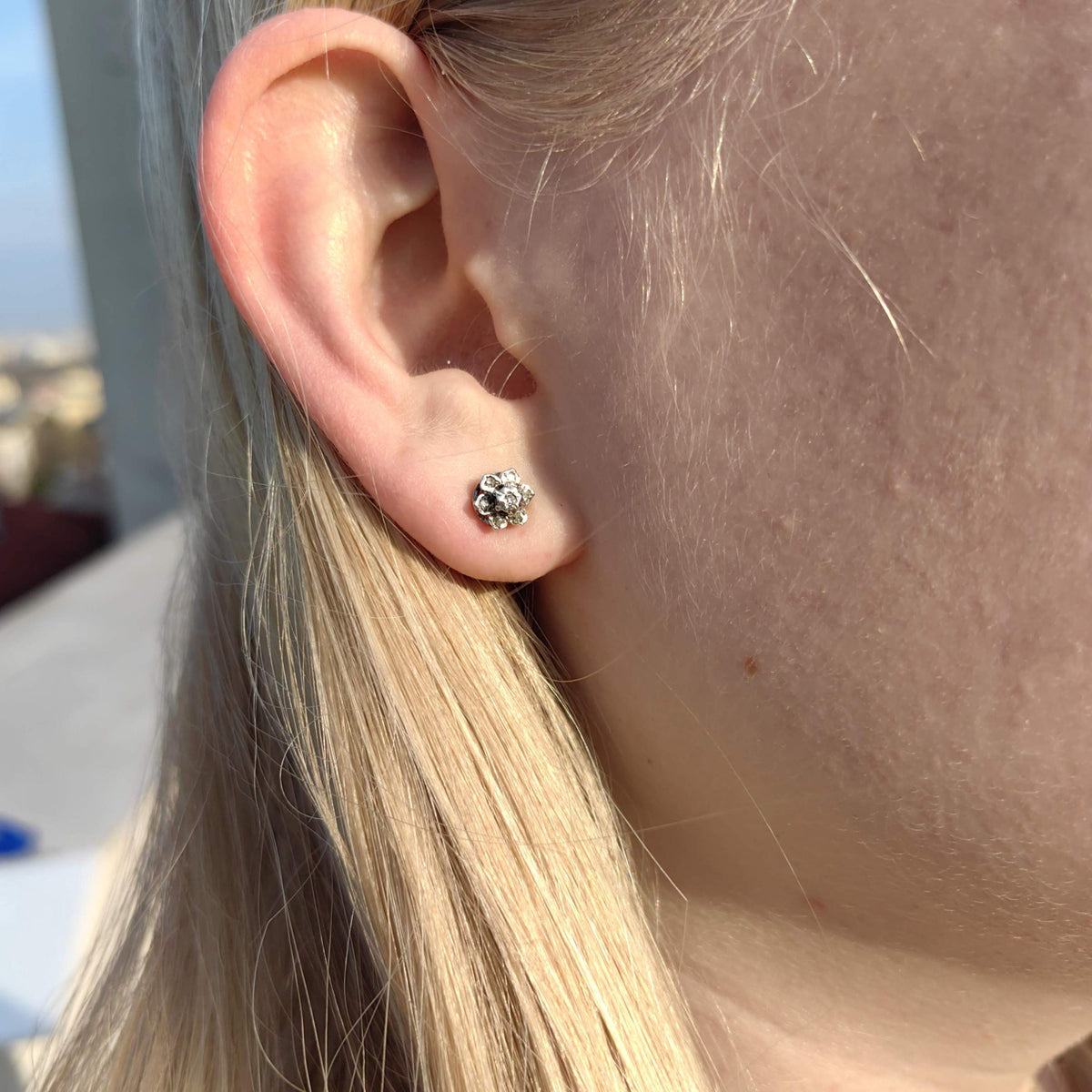 Art Deco 14k Gold Diamond Floral Stud Earrings: 1940s Vintage Engagement