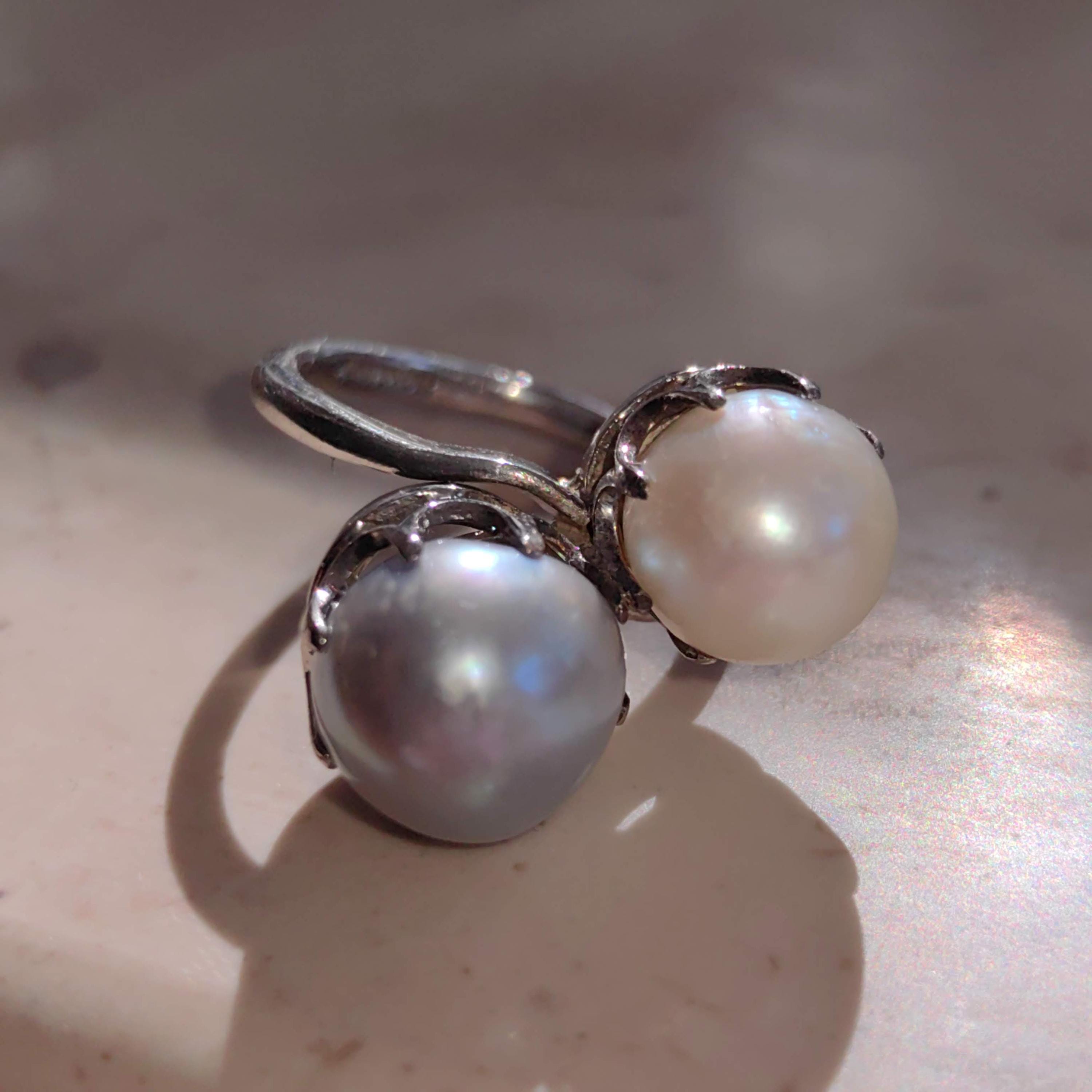 Antique Platinum Two-Tone Pearl Cocktail Ring - Size 5.5