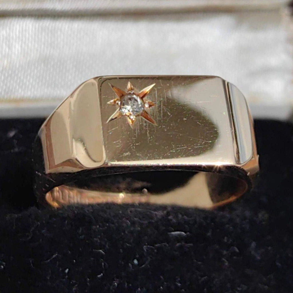 18k Gold Diamond Vintage Ring
