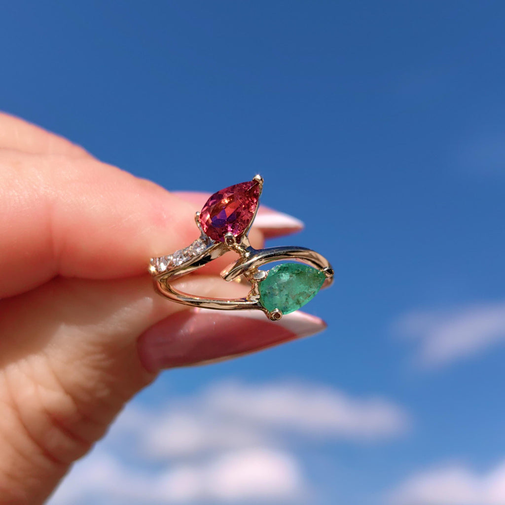 Vintage 14k Yellow Gold Tutti-Frutti Ring: Emerald, Tourmaline & Diamond Bypass