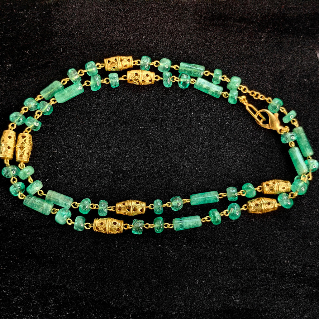 Vintage Natural Not Treated Emerald and 18k carved Gold Beaded Necklace Bracelet