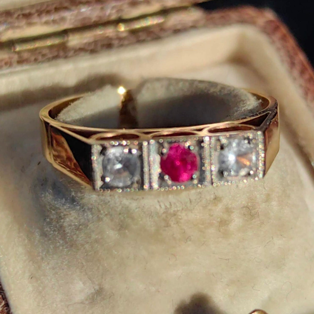 Art Deco 1920s Natural red Ruby, Old European Cut Diamon d 18K Solid Yellow Gold Hallmarked Ring, Antique Vintage Retro Band, UD size 6.5