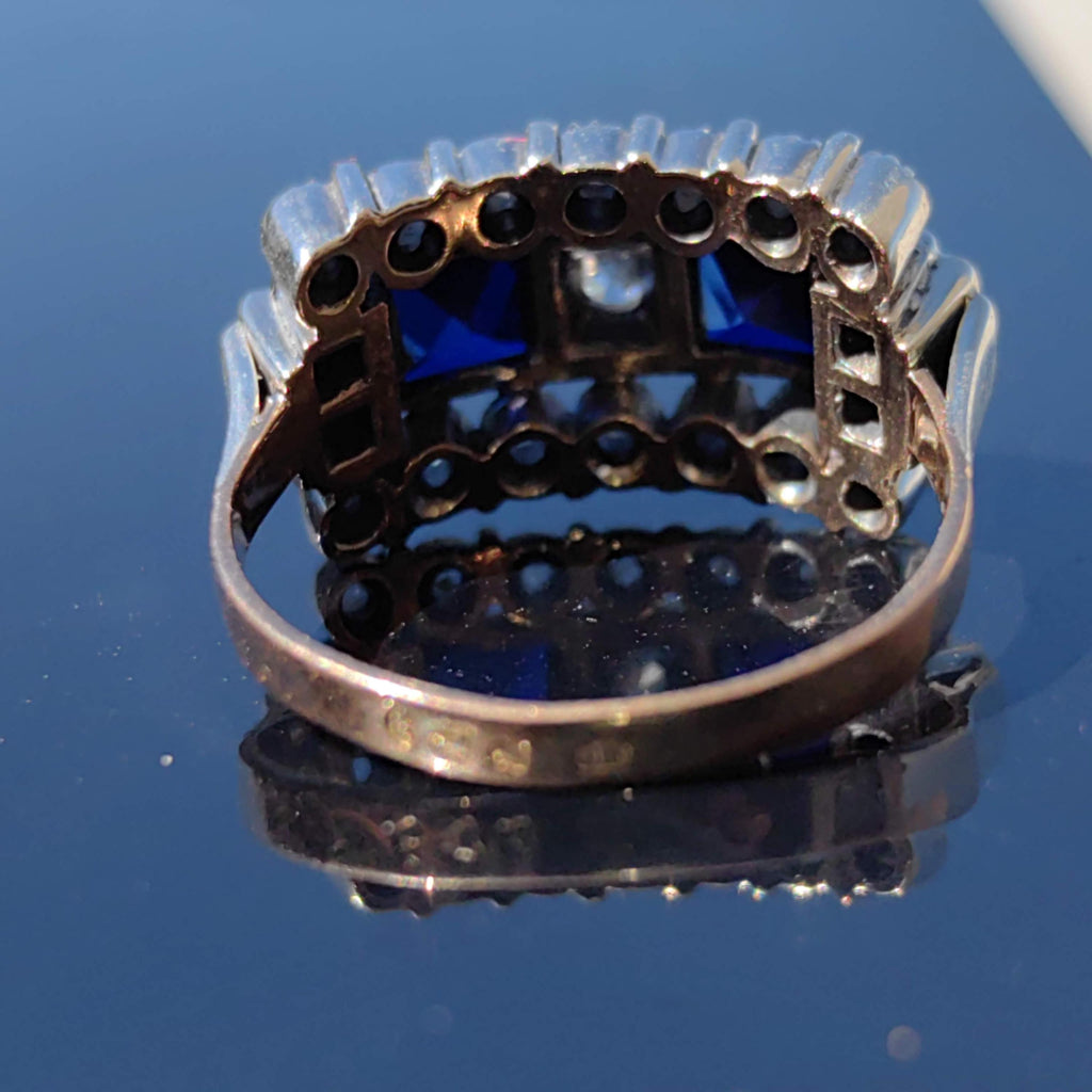 Art Deco 18k Gold Ring: Lab Sapphire & Diamond Chevalier Ring