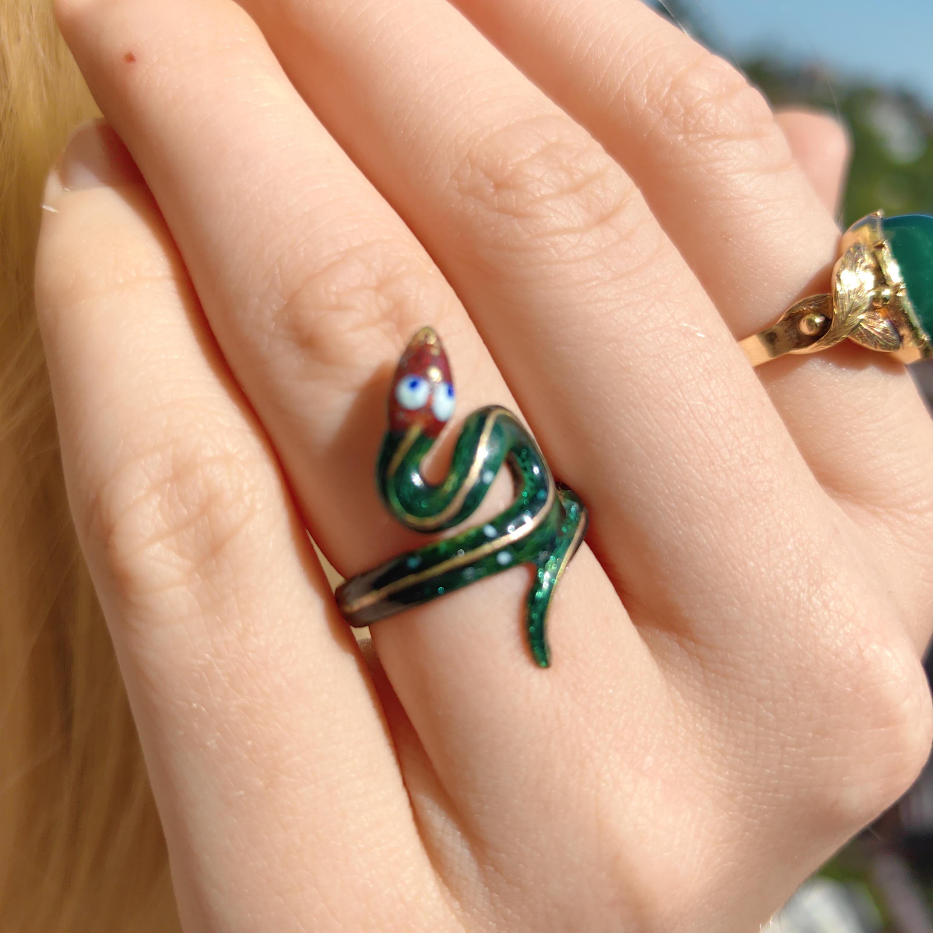 Solid 14k Yellow Gold Green Fire Enamel Snake Shape Gold Band Ring Gift for Her Animal Exotic Reptile Retro Vintage Ring
