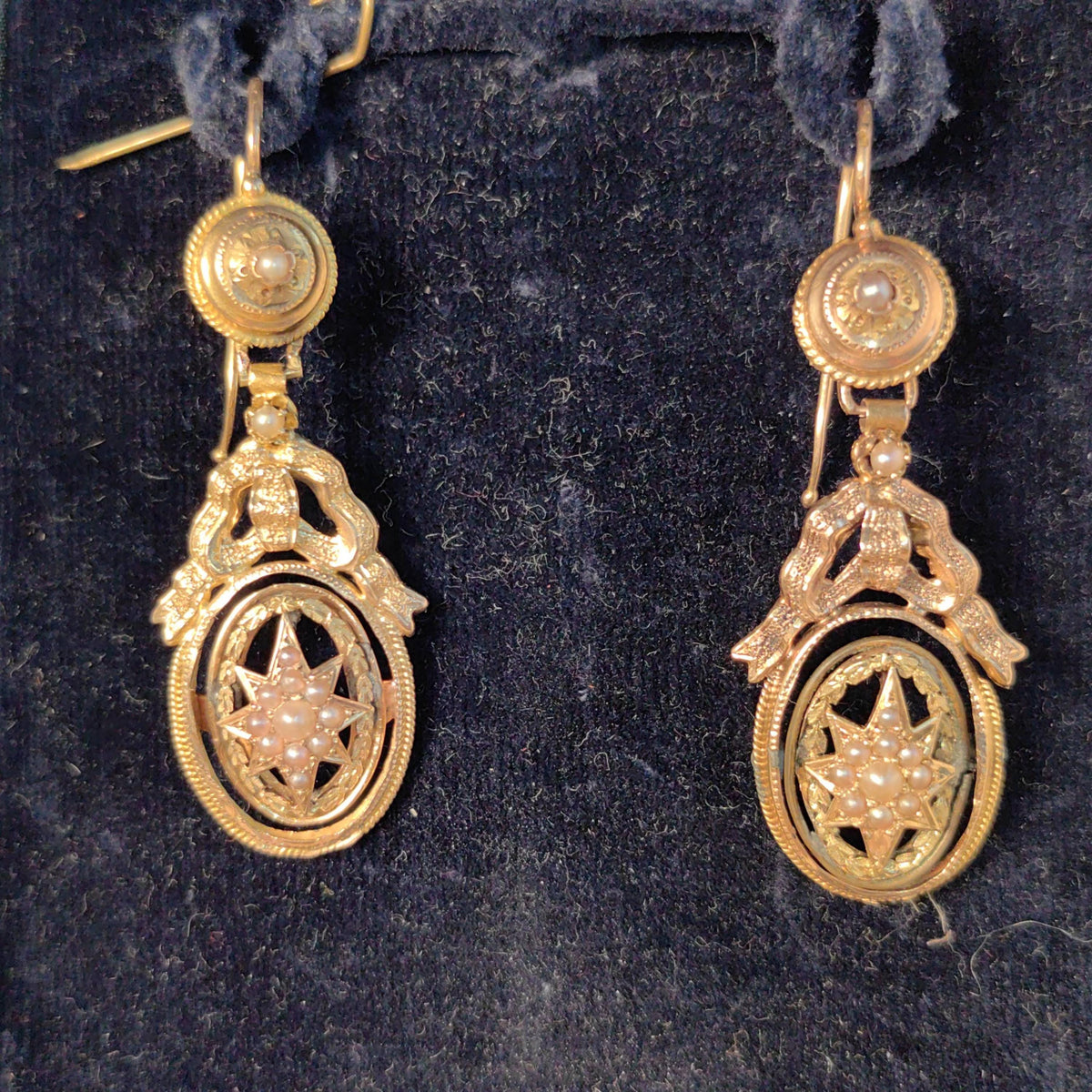 18k Yellow Gold Pearl Dangle Earrings: Antique Bow Star Design