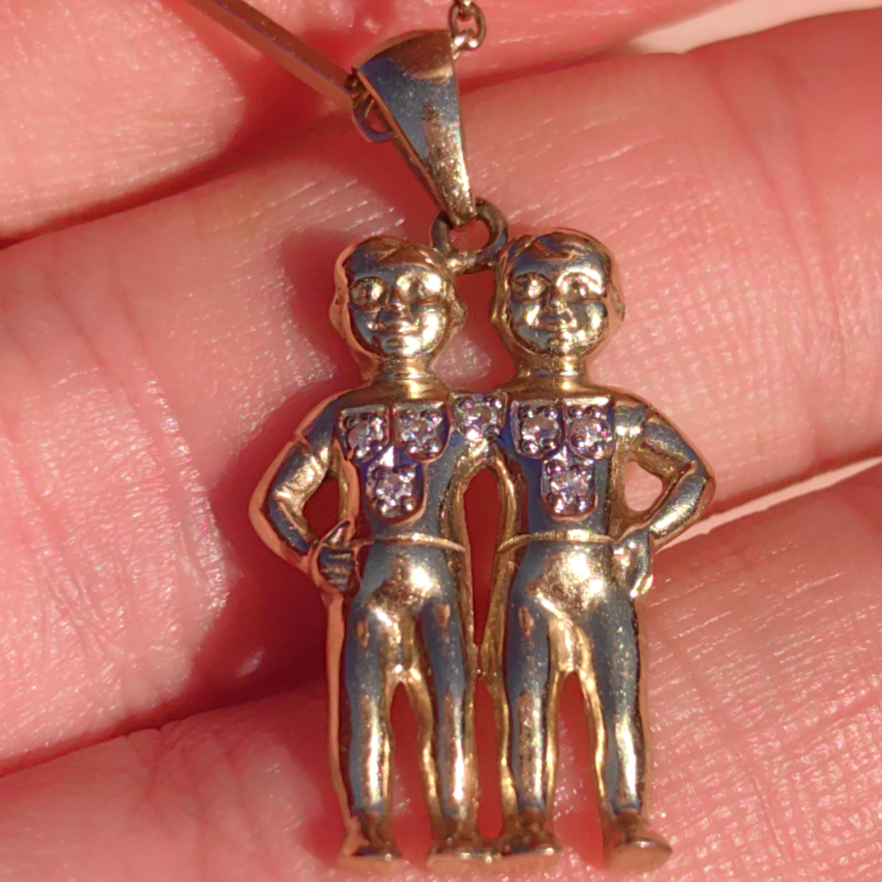 Vintage 14k Yellow Gold Gemini Twins Pendant: Diamond Accent