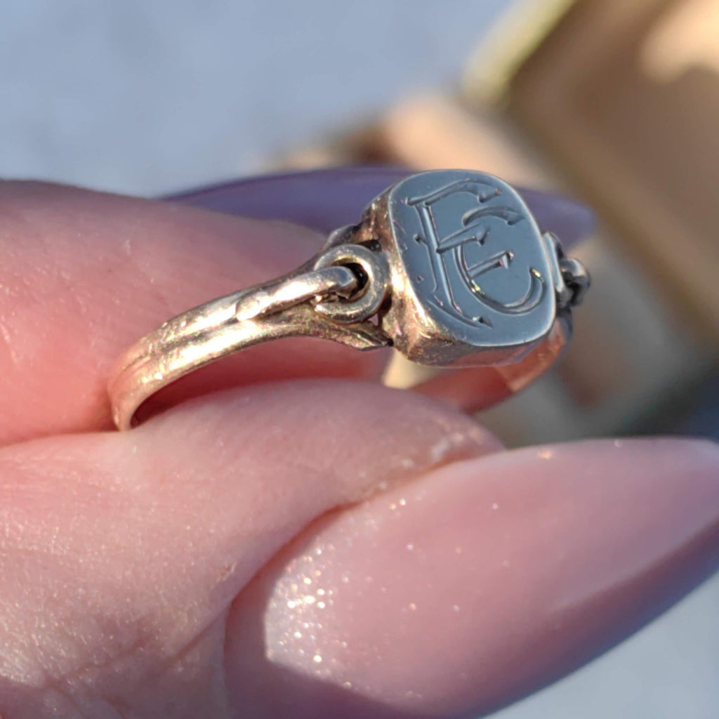 Solid Yellow Gold Antique F E Initials Letter Name Family Signet Ring Elegant Vintage Gift Present