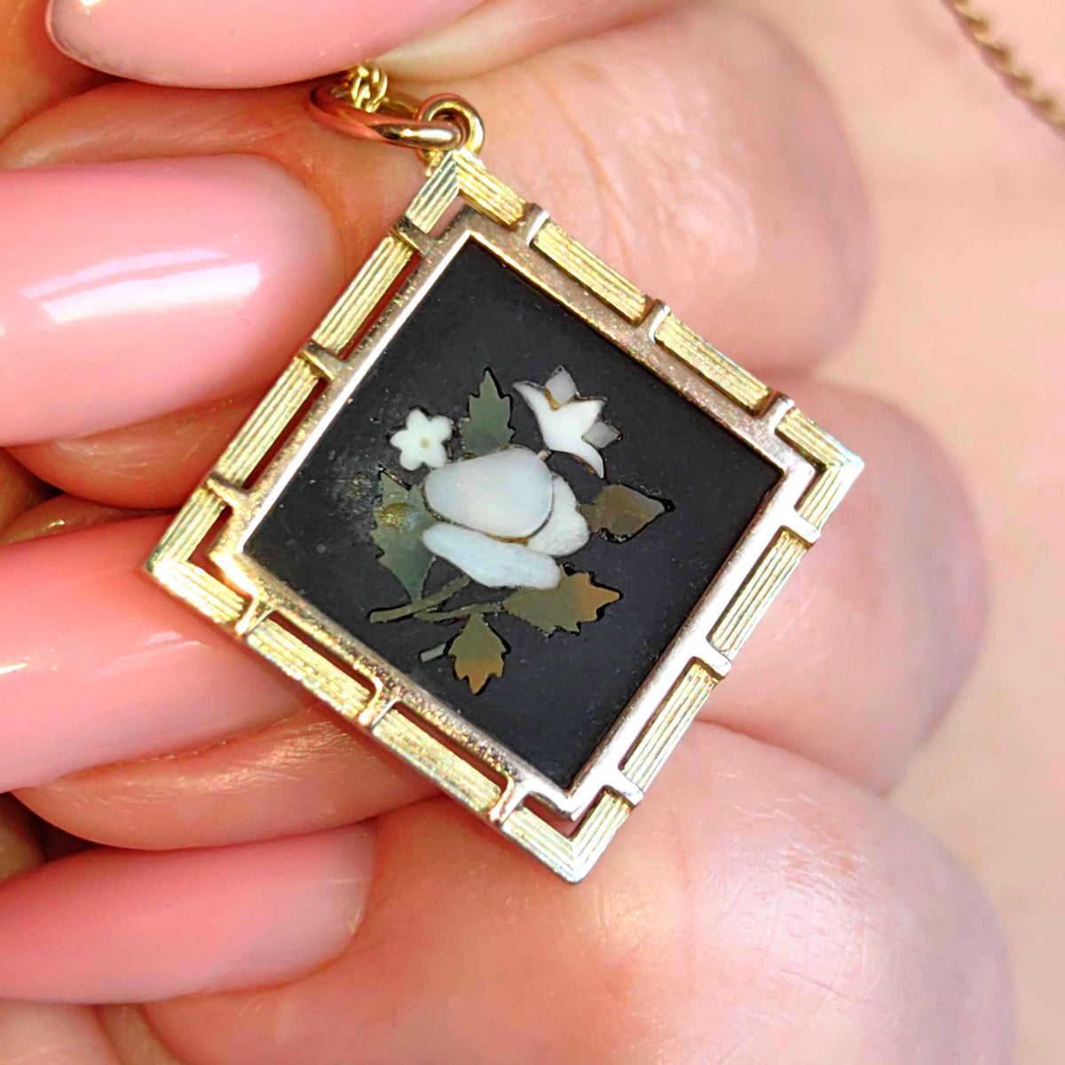Victorian Micromosaic Flower Pendant: 18k Gold & Petra Dura Stone