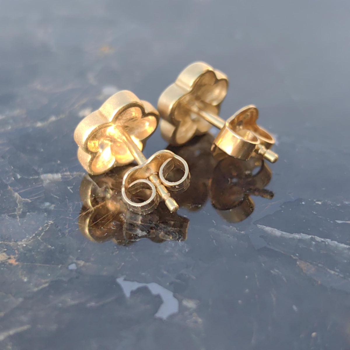 Diamond Flower Stud Earrings: 14k Yellow Gold Vintage Floral