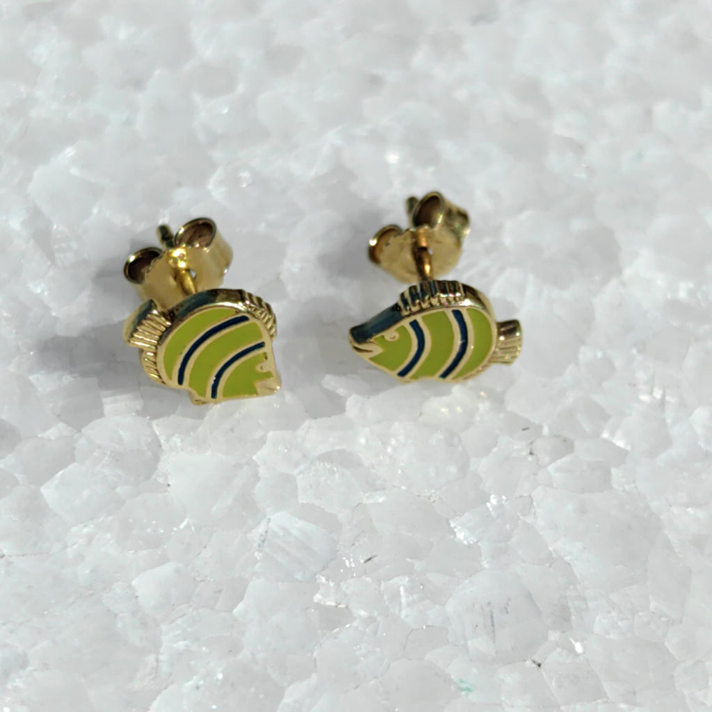 14k Yellow Gold Enamel Fish Stud Earrings: Vintage Ocean Jewelry